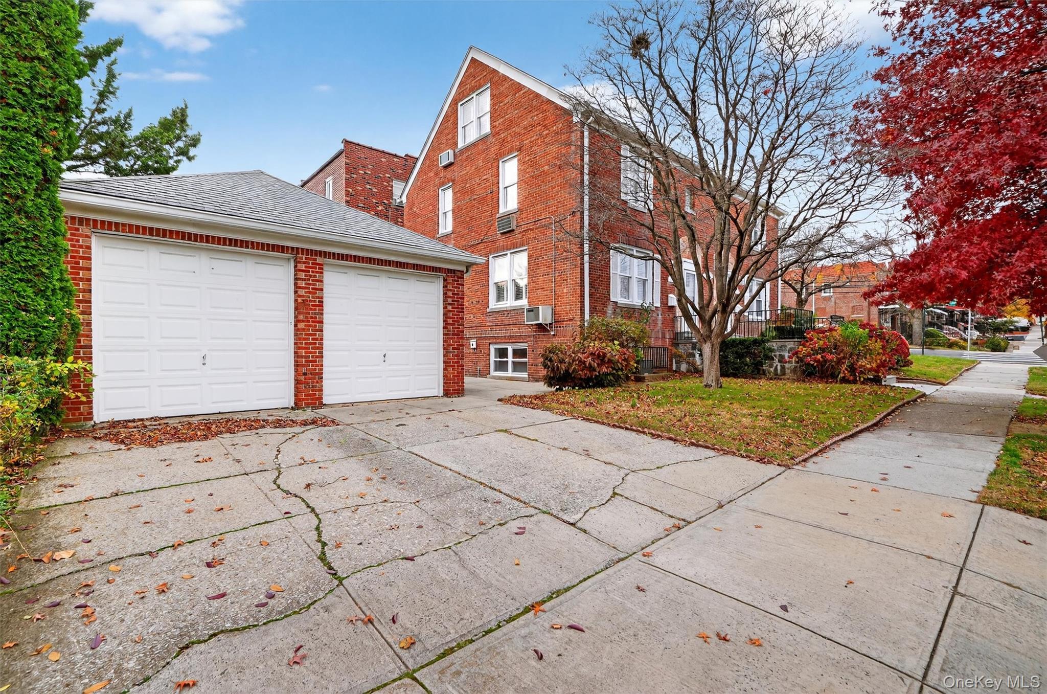 2247 mickle Avenue, Bronx, NY 10469