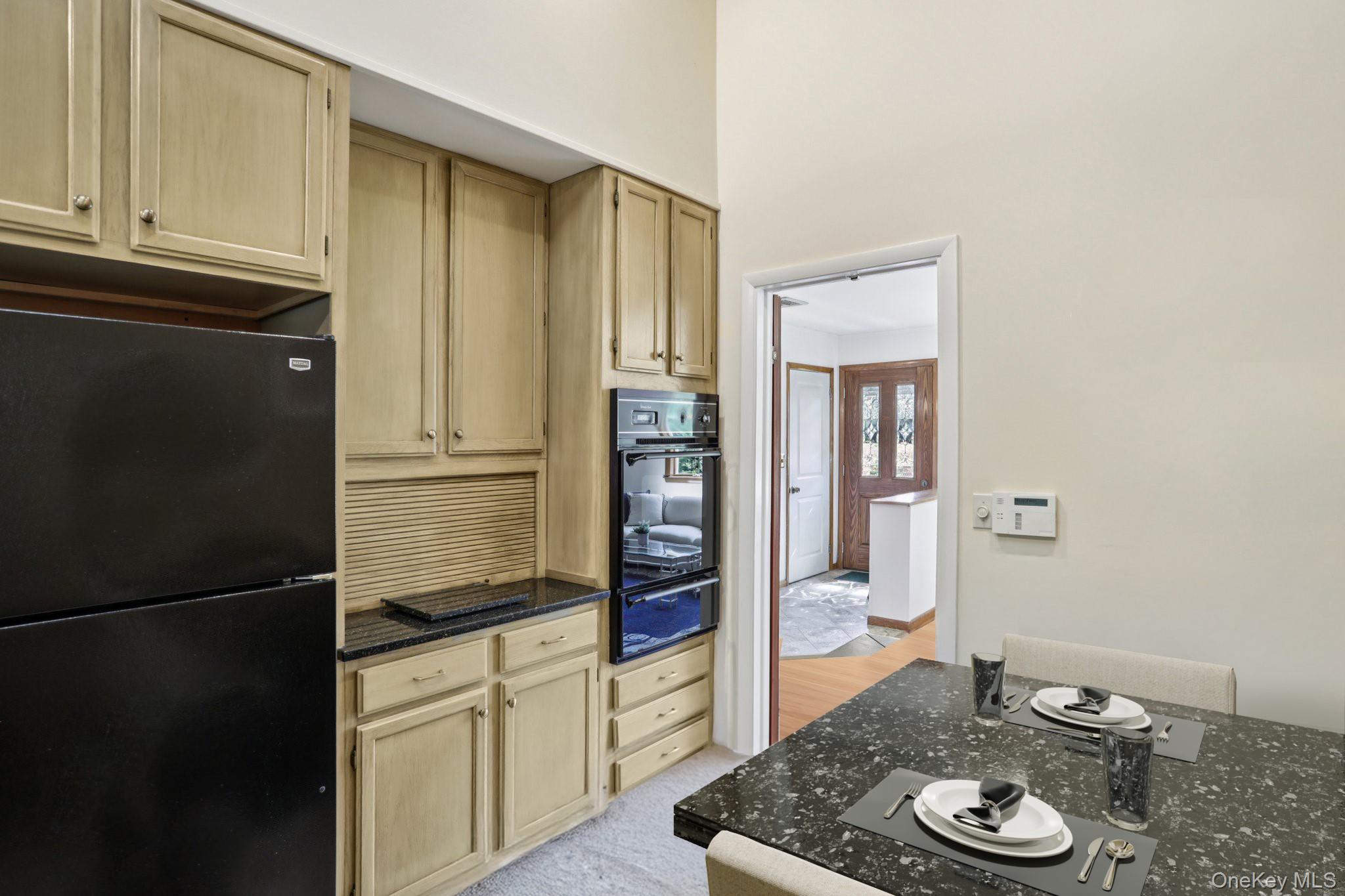 36 Capt Honeywells Road, Ardsley, NY 10502