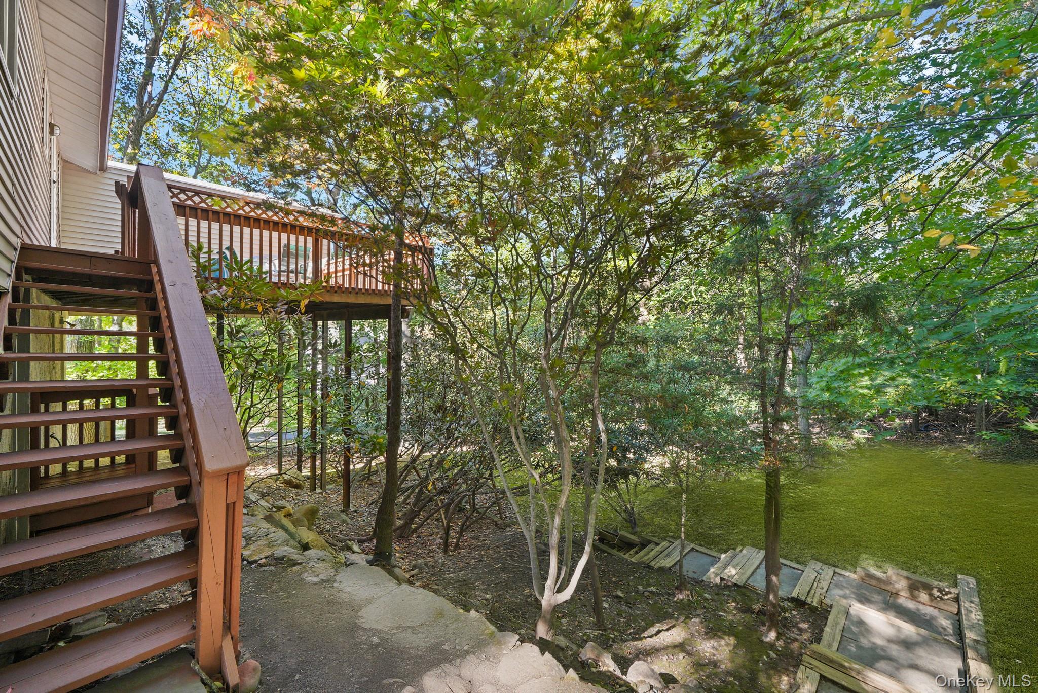 36 Capt Honeywells Road, Ardsley, NY 10502