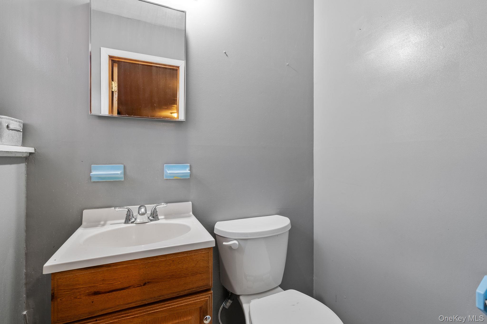 14 Lenape Road, Newburgh, NY 12550