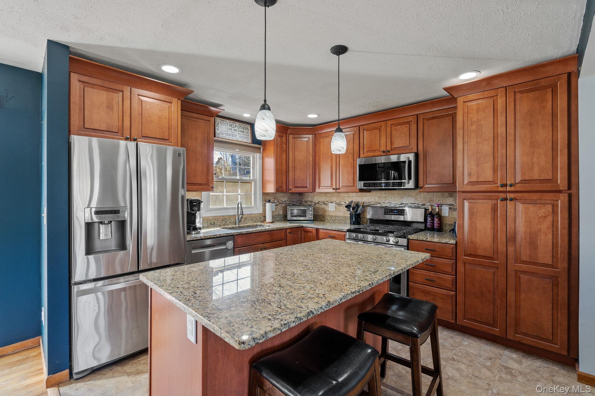 14 Lenape Road, Newburgh, NY 12550