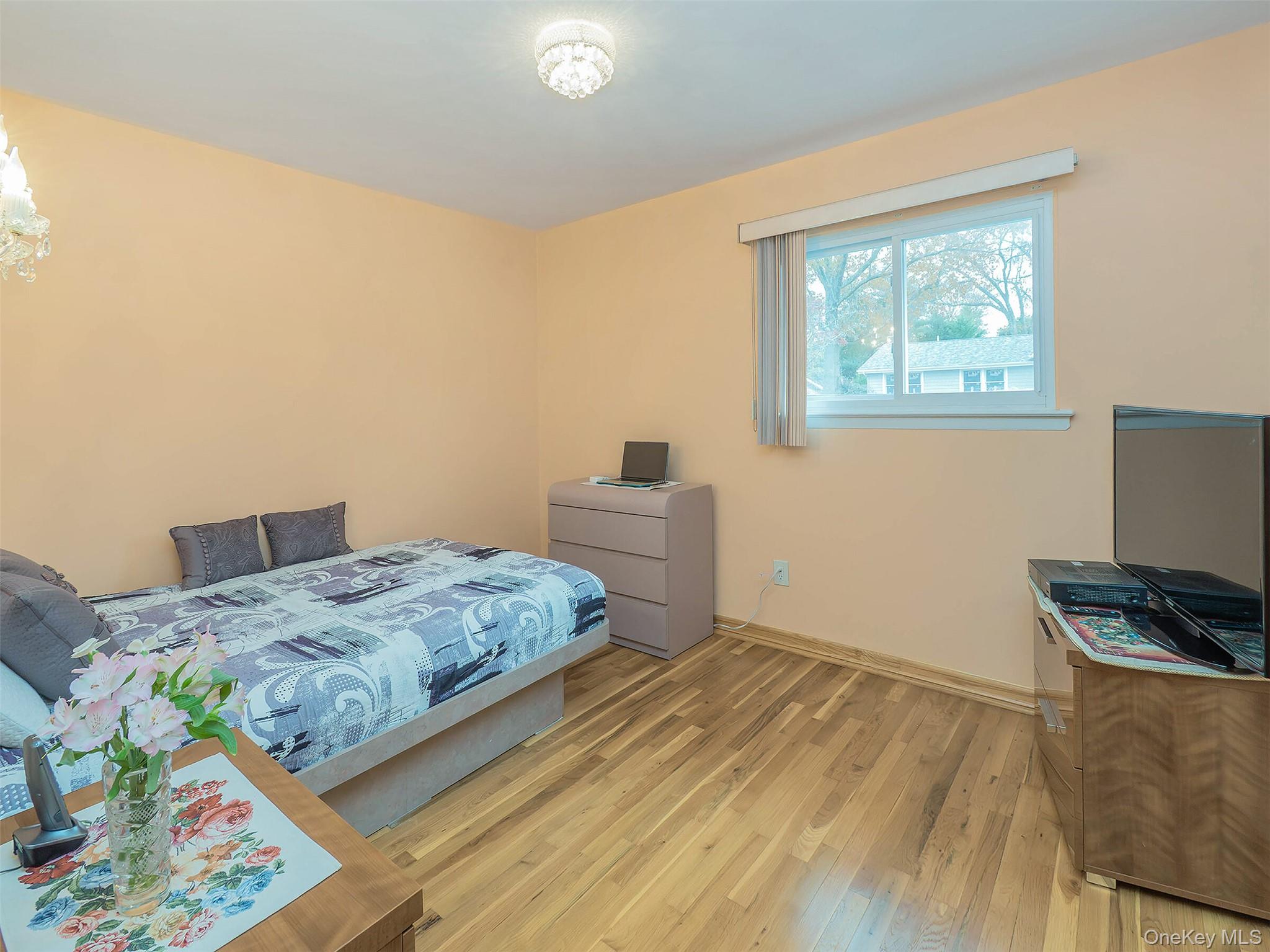 55 Driftwood Drive, Port Washington, NY 11050