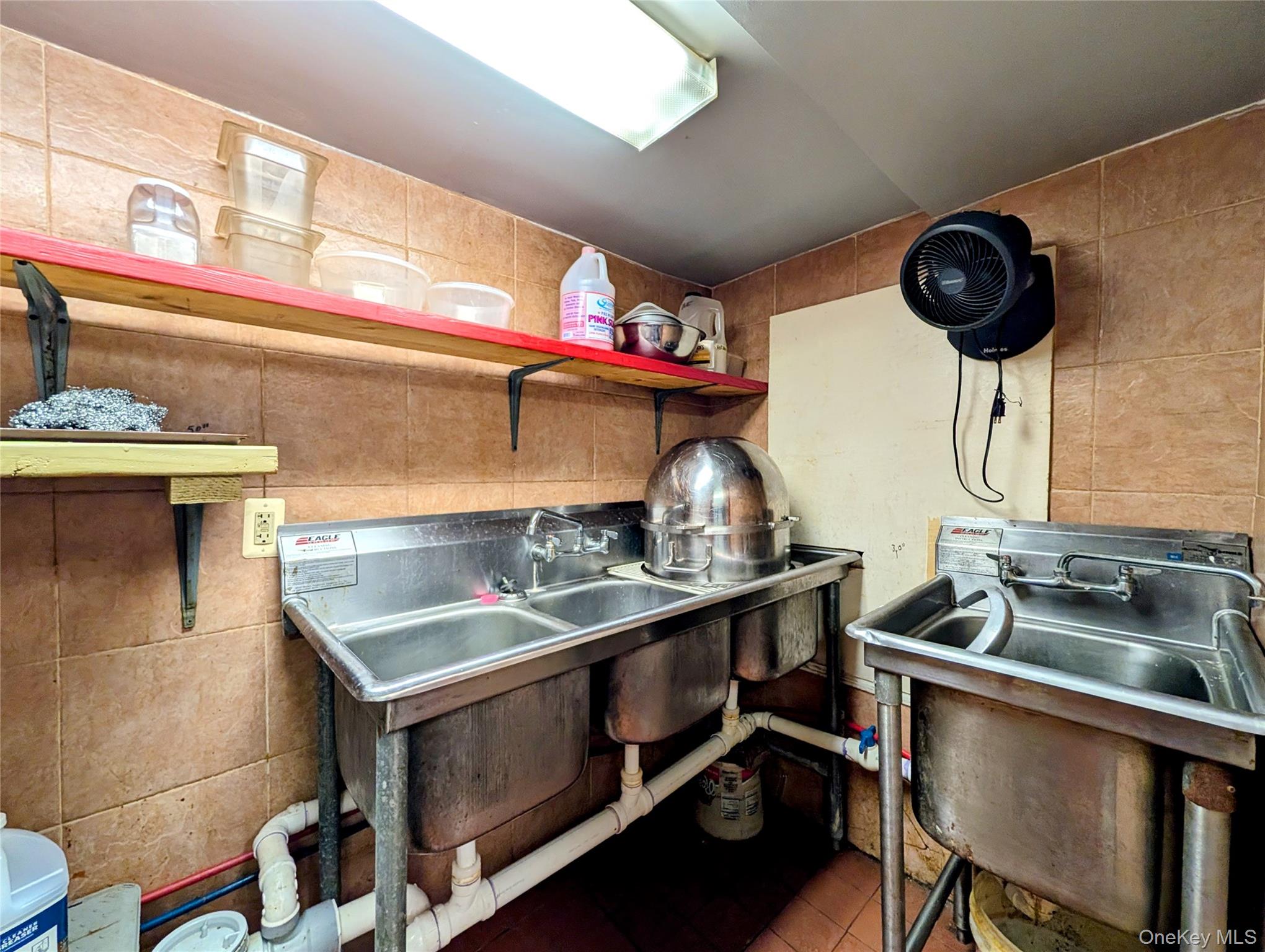 5981 Route 44 55, Kerhonkson, NY 12446