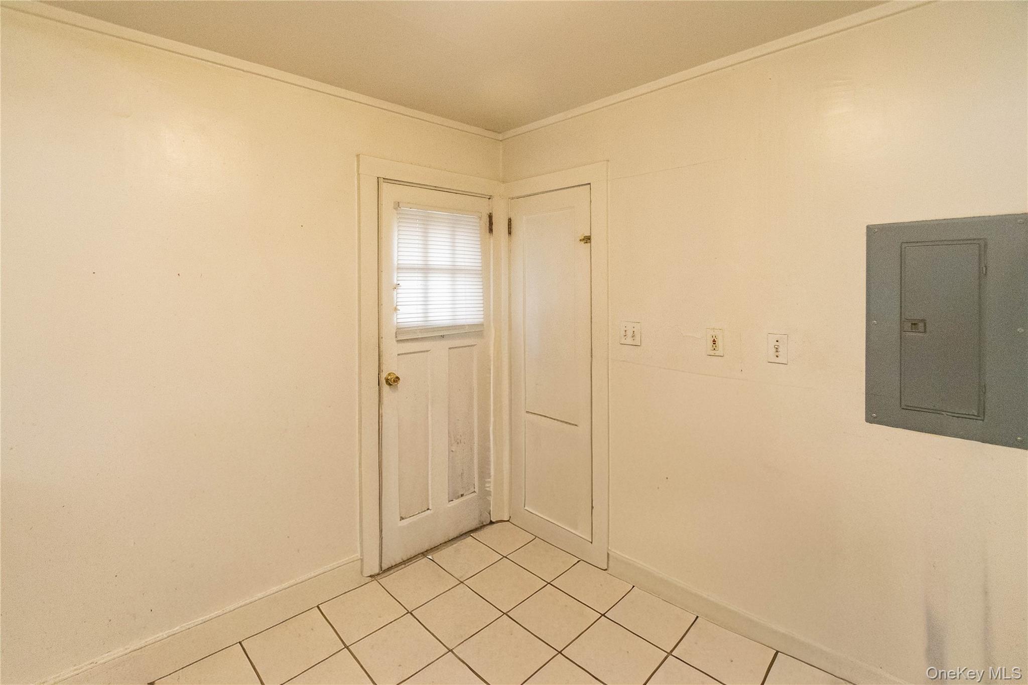 426 Violet Avenue, Poughkeepsie, NY 12601