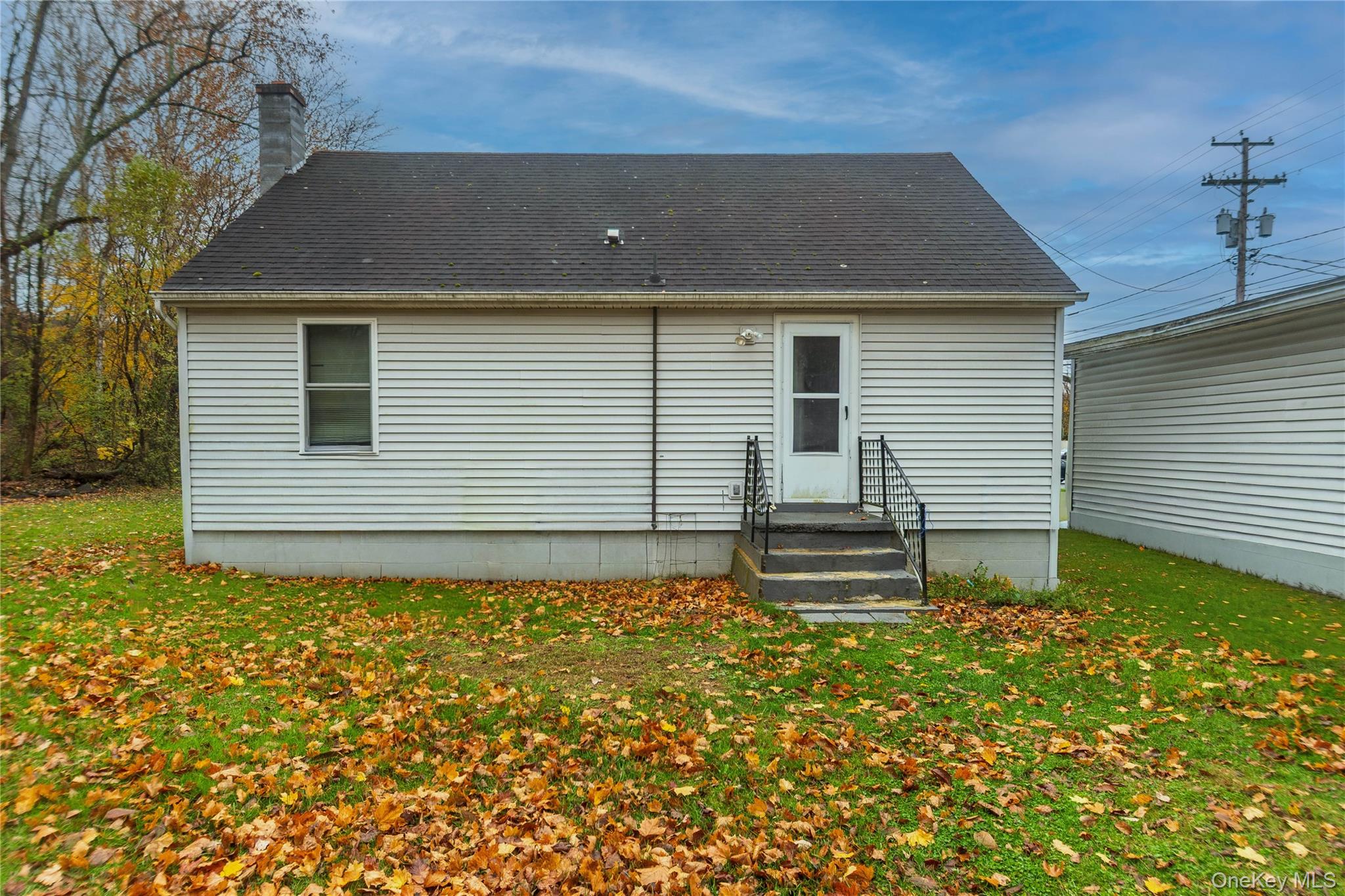 426 Violet Avenue, Poughkeepsie, NY 12601