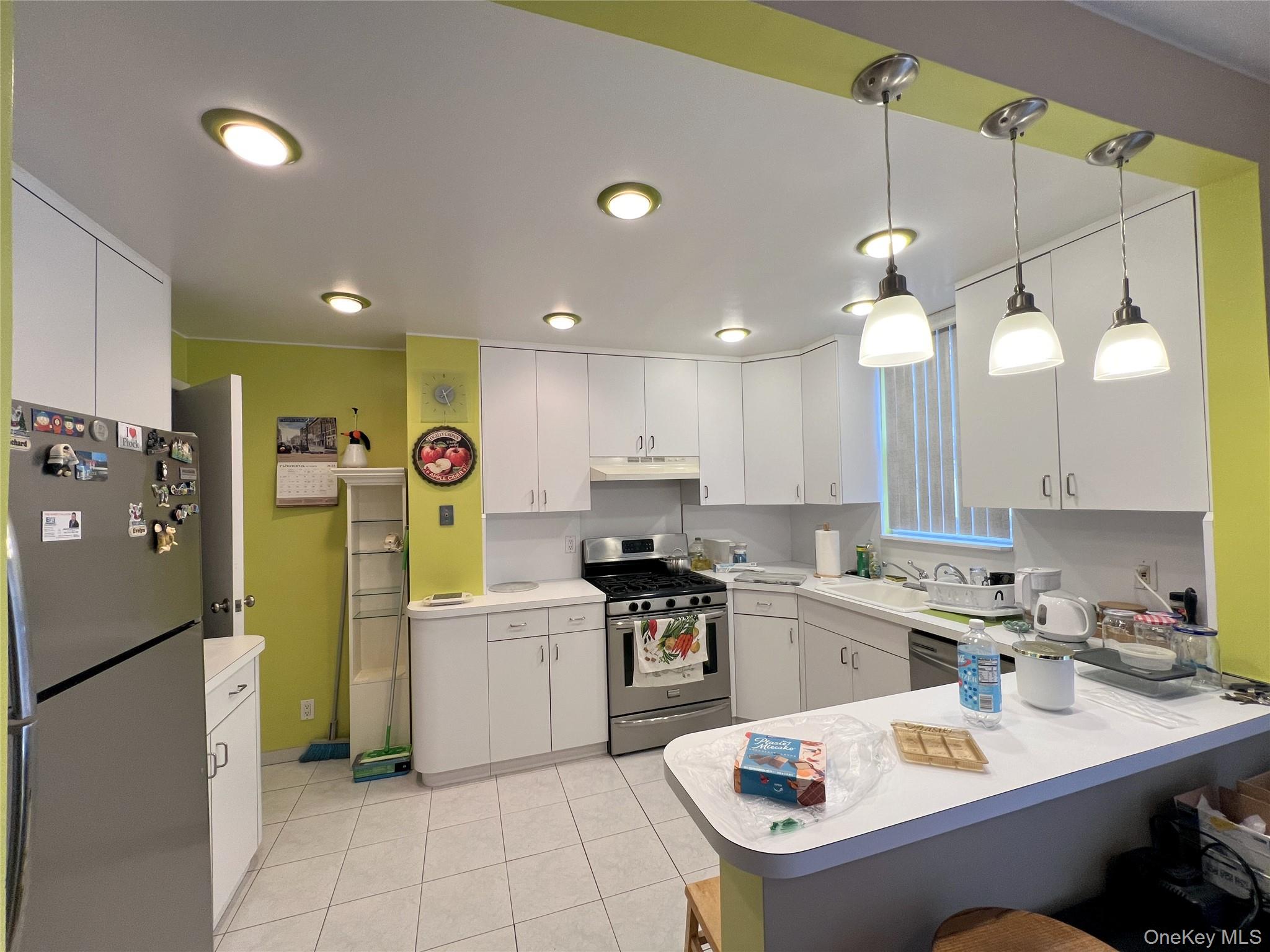 5337 62nd Street, Maspeth, NY 11378