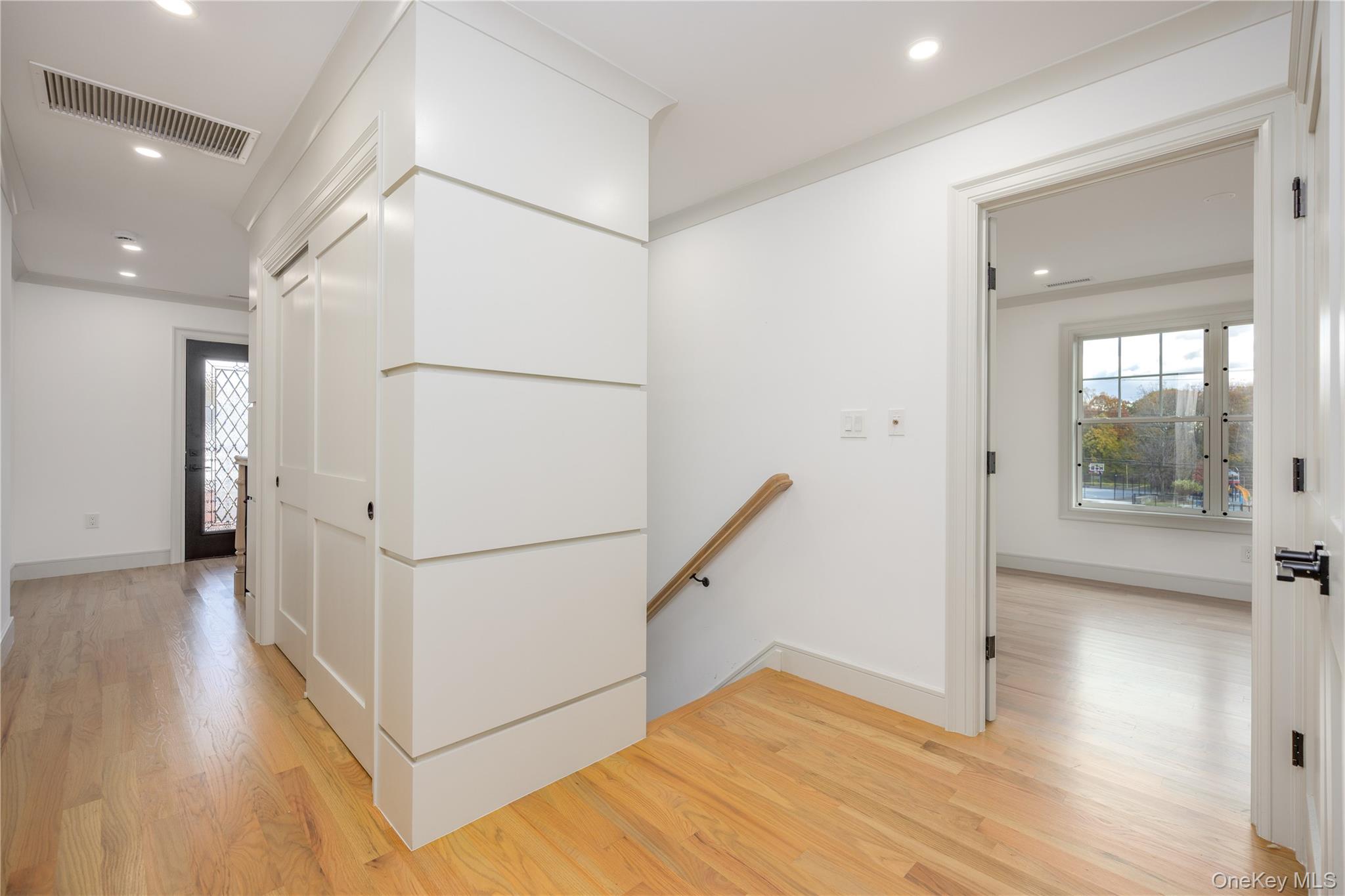 1 Victoria Lane, Yonkers, NY 10701