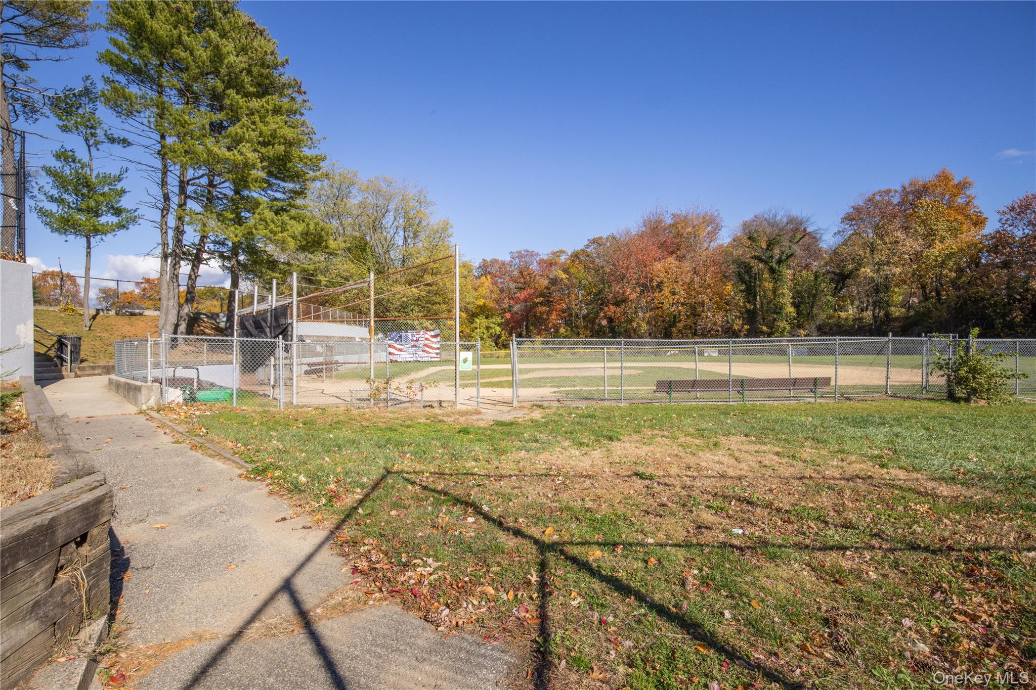 1 Victoria Lane, Yonkers, NY 10701