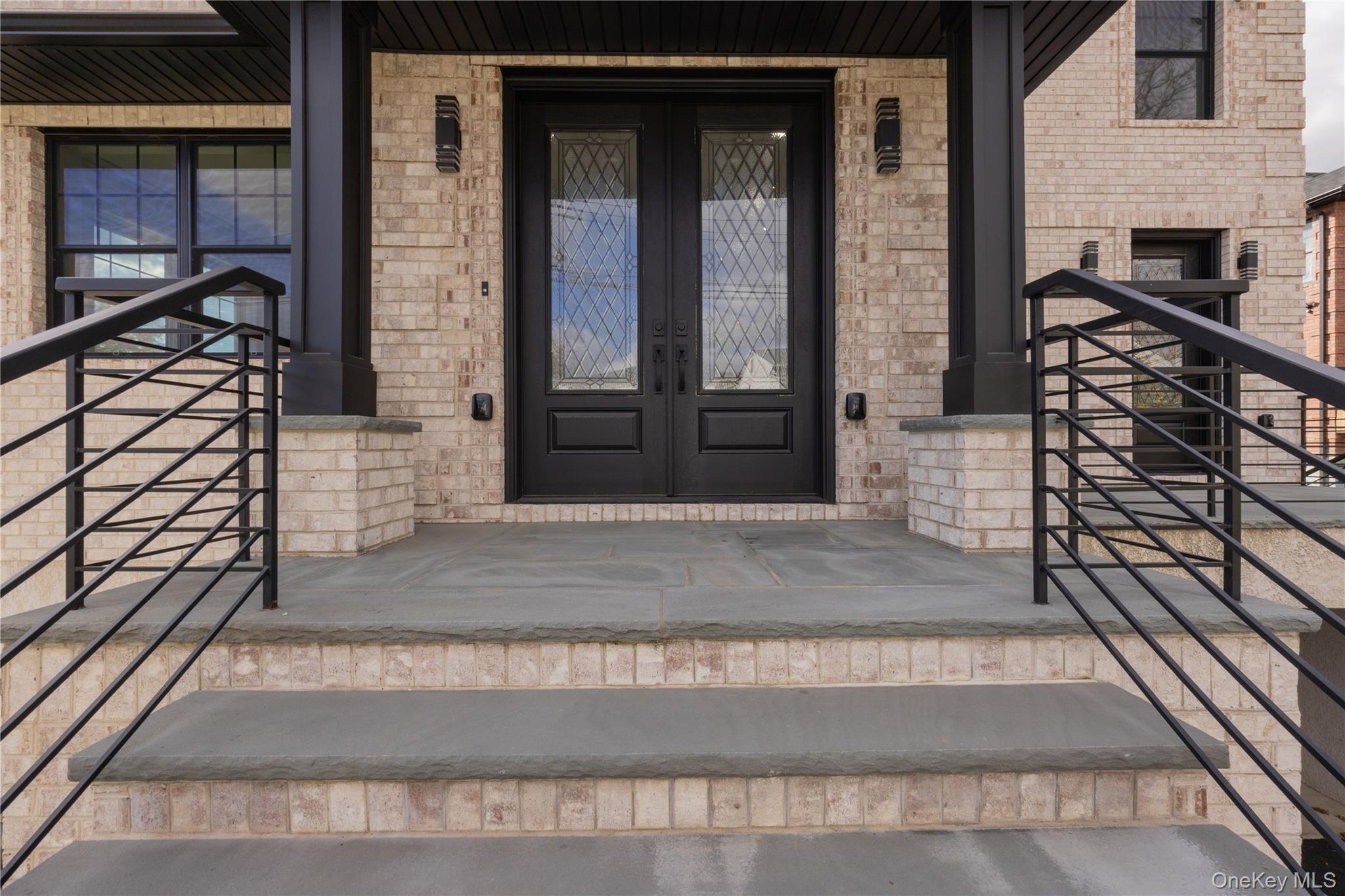 1 Victoria Lane, Yonkers, NY 10701