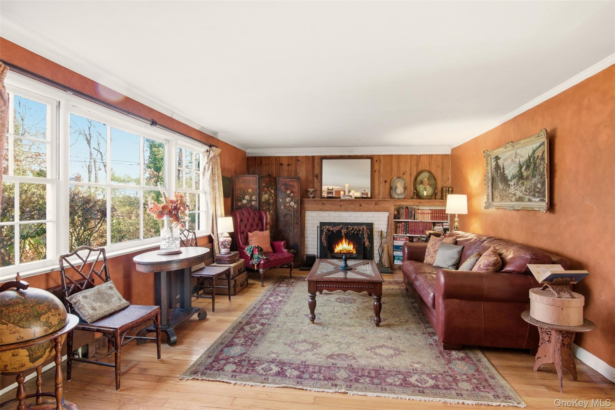 8 Old Wood Road, Stony Brook, NY 11790