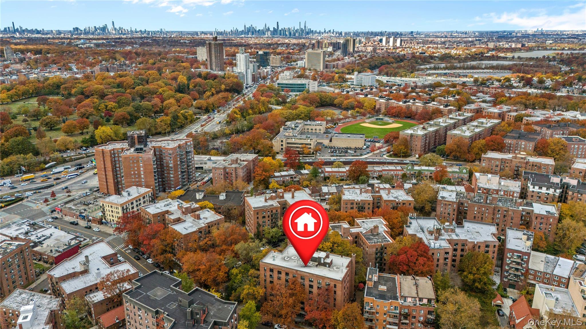 140-18 burden crescent # 305, Briarwood, NY 11435