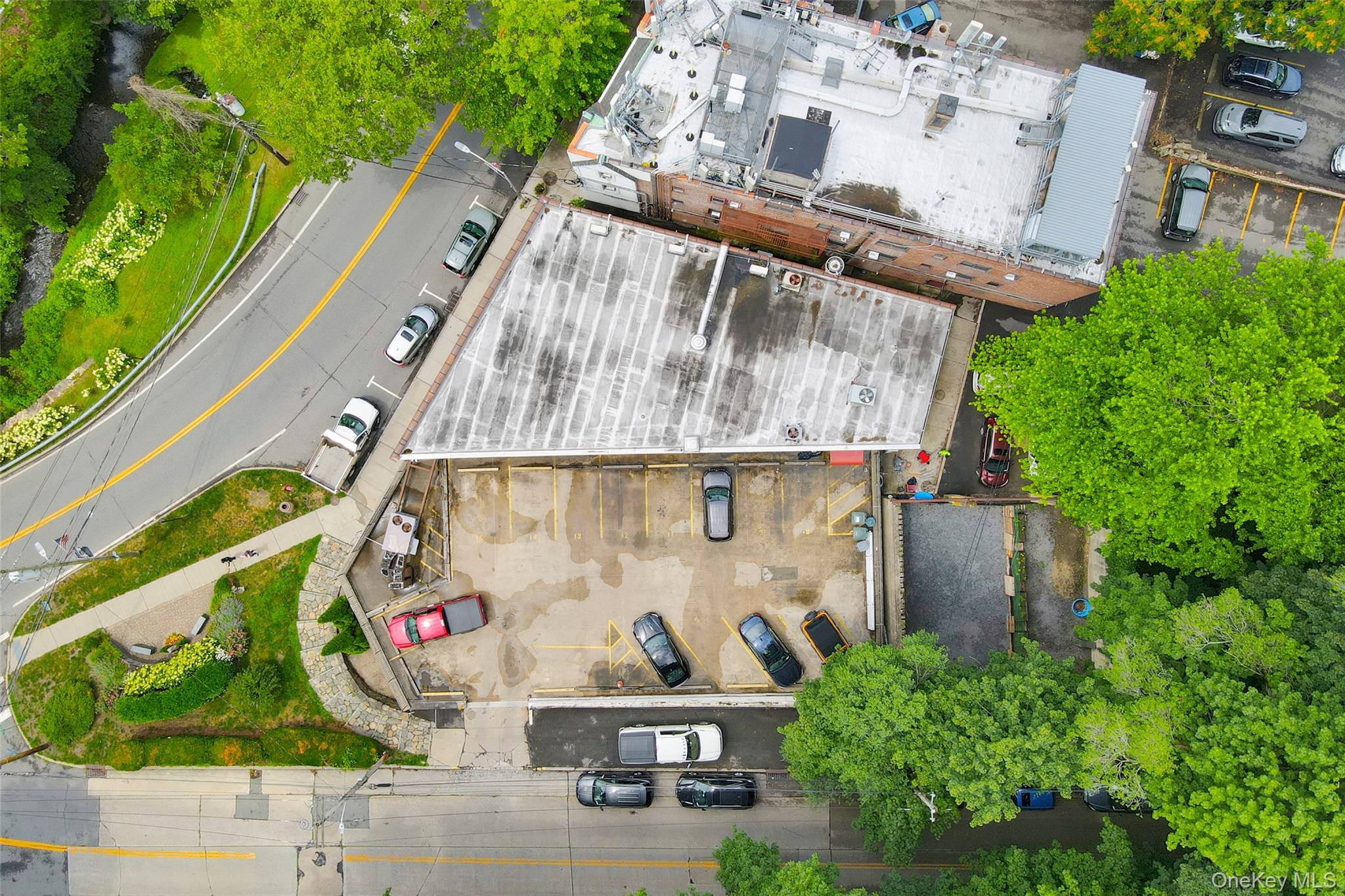 2-4 Broadway, Valhalla, NY 10595