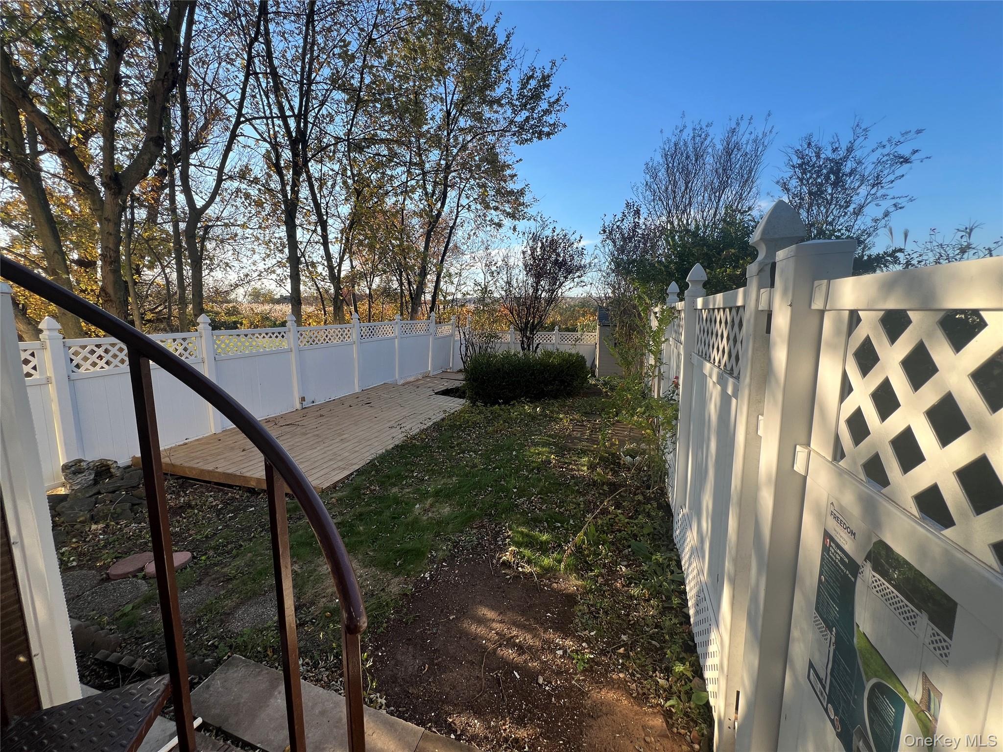 45 Iona Street, Staten Island, NY 10305