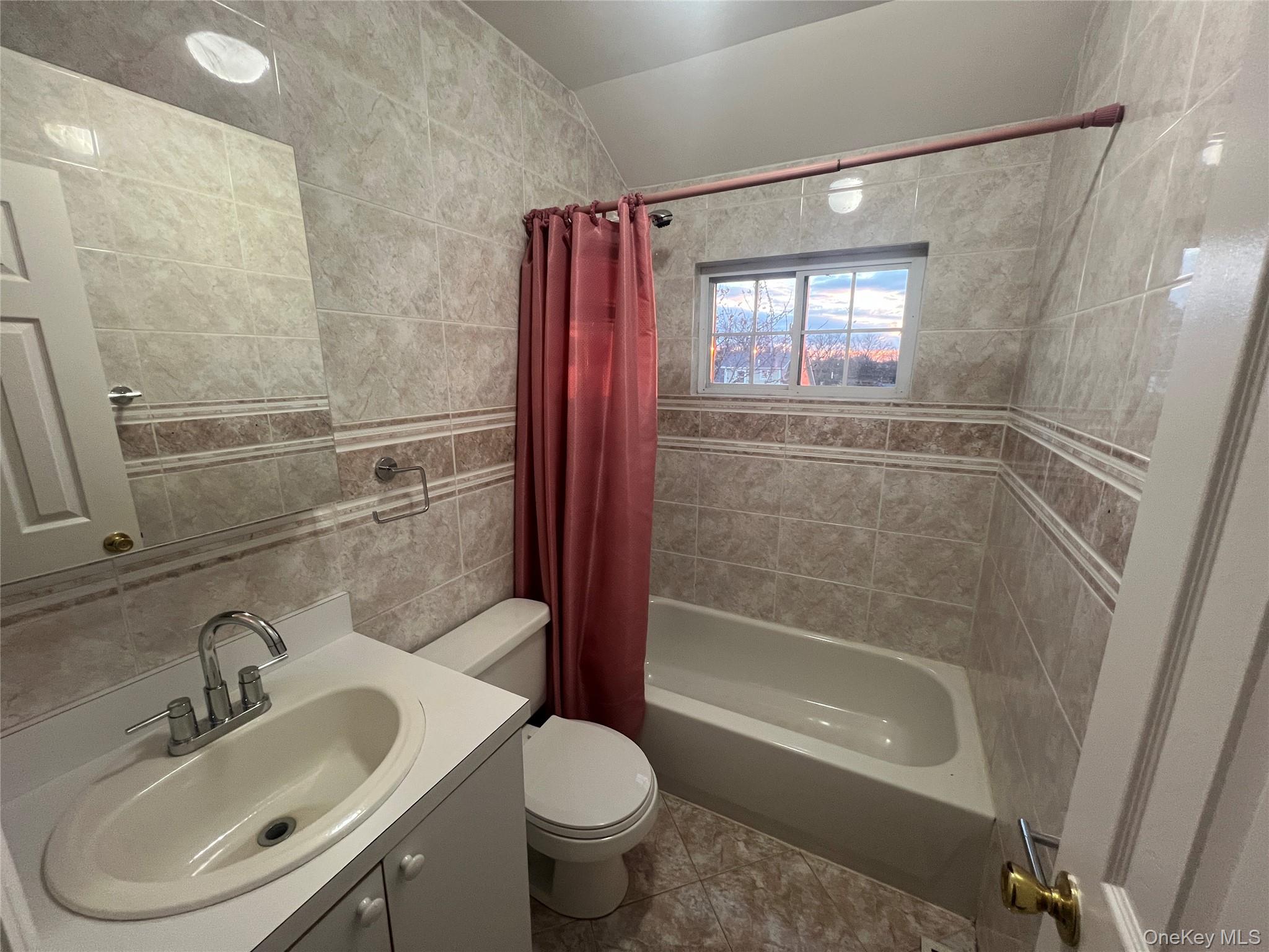 45 Iona Street, Staten Island, NY 10305