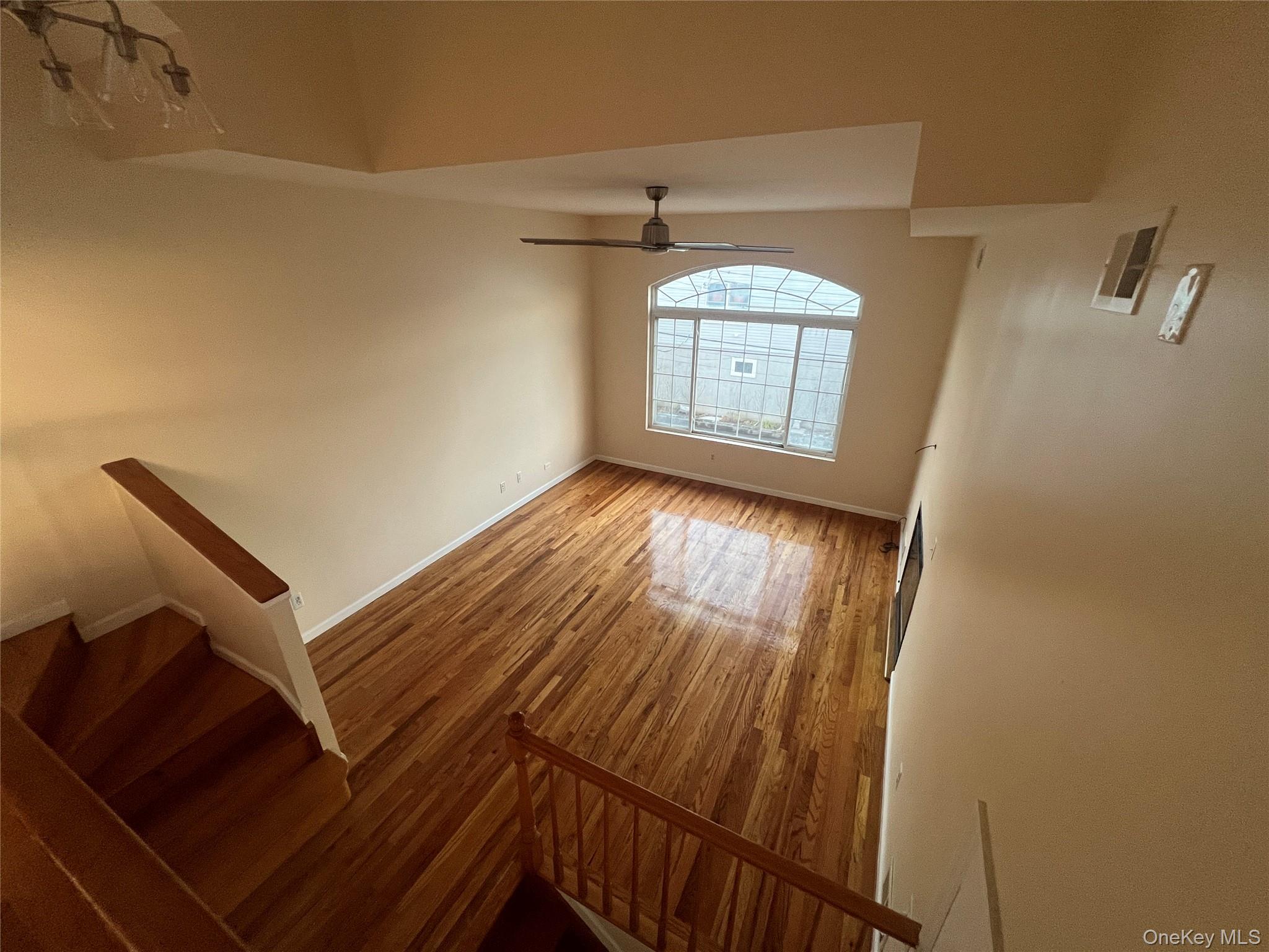 45 Iona Street, Staten Island, NY 10305