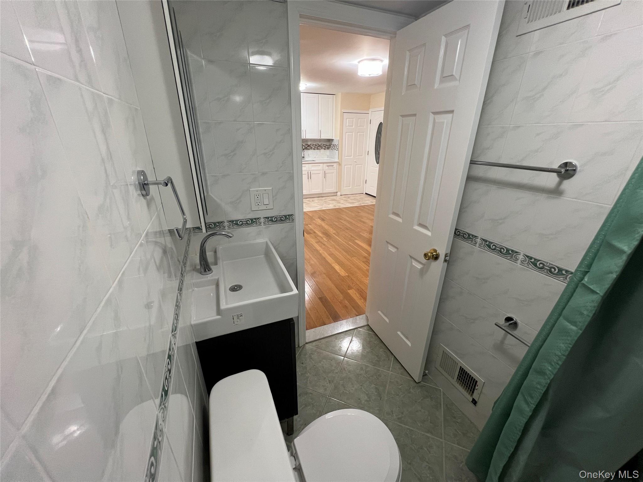 45 Iona Street, Staten Island, NY 10305