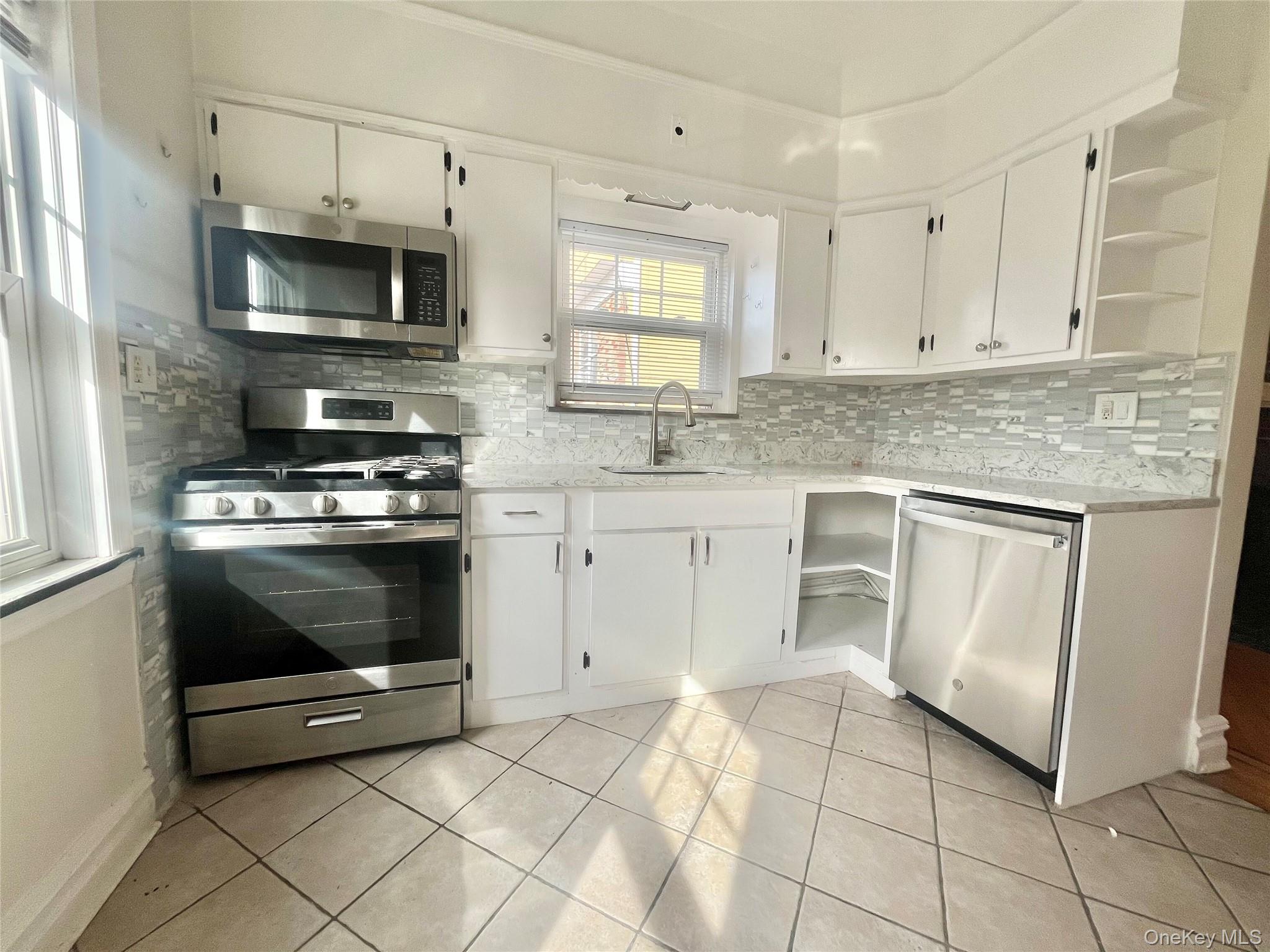 171 Beechwood Avenue, Mount Vernon, NY 10553