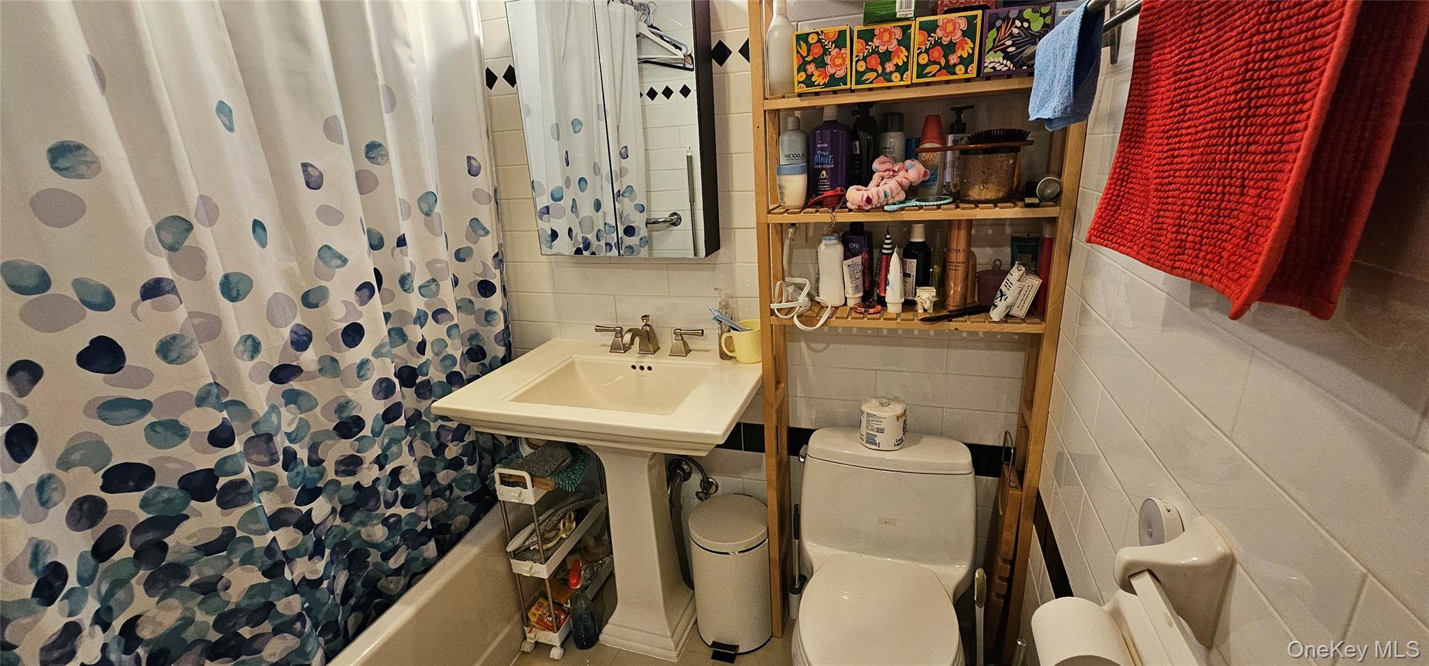 149-06 Northern Boulevard # 407, Flushing, NY 11354