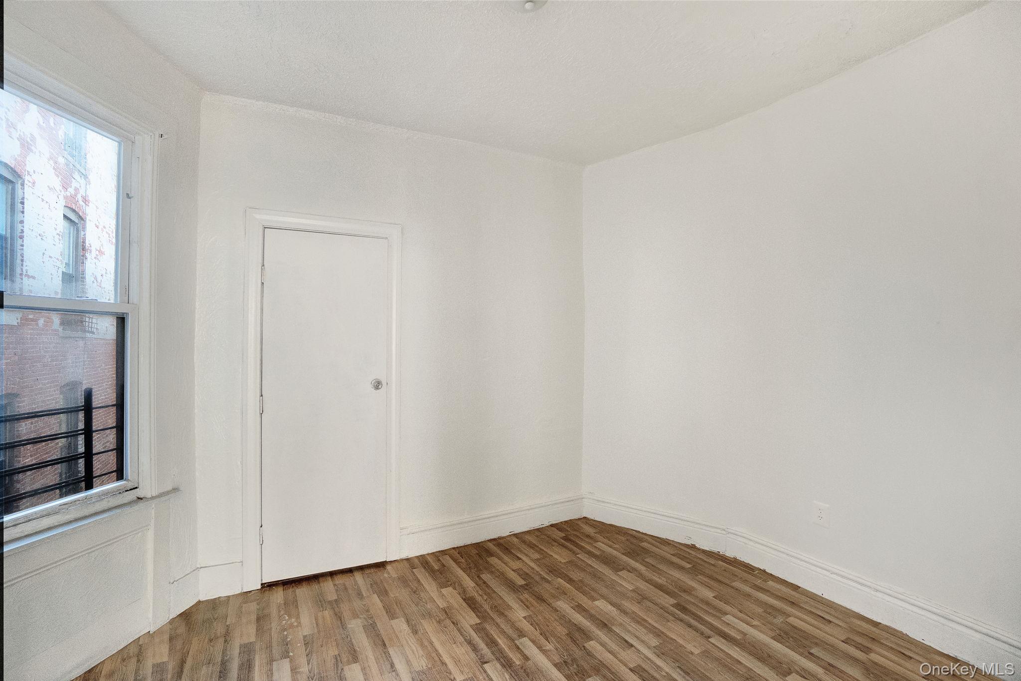 1241 College Avenue, Bronx, NY 10456