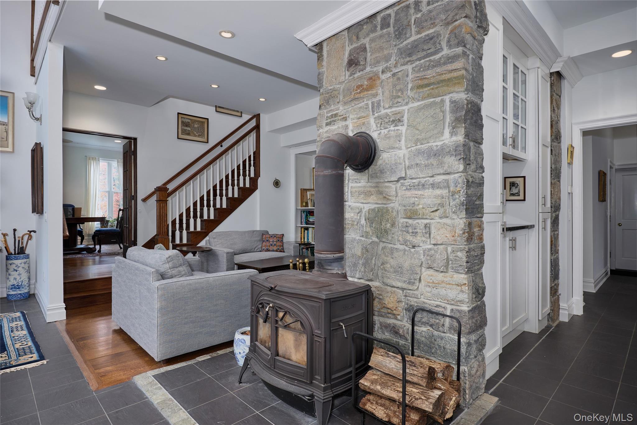 528 Eagle Valley Road, Tuxedo Park, NY 10987