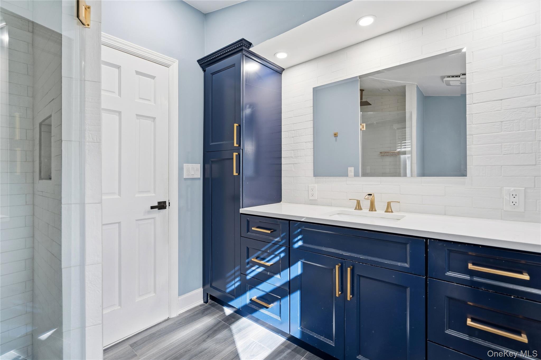 12 Mallard Cove, Centerport, NY 11721