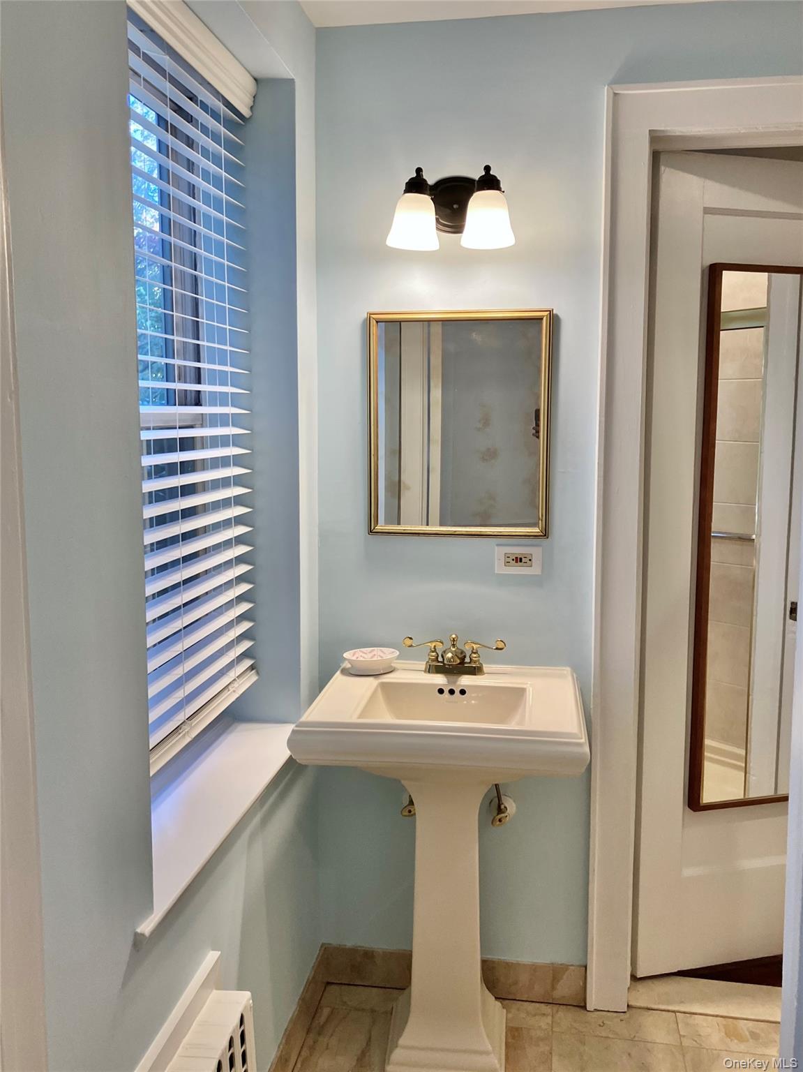 2 Alden Place # 1C, Bronxville, NY 10708