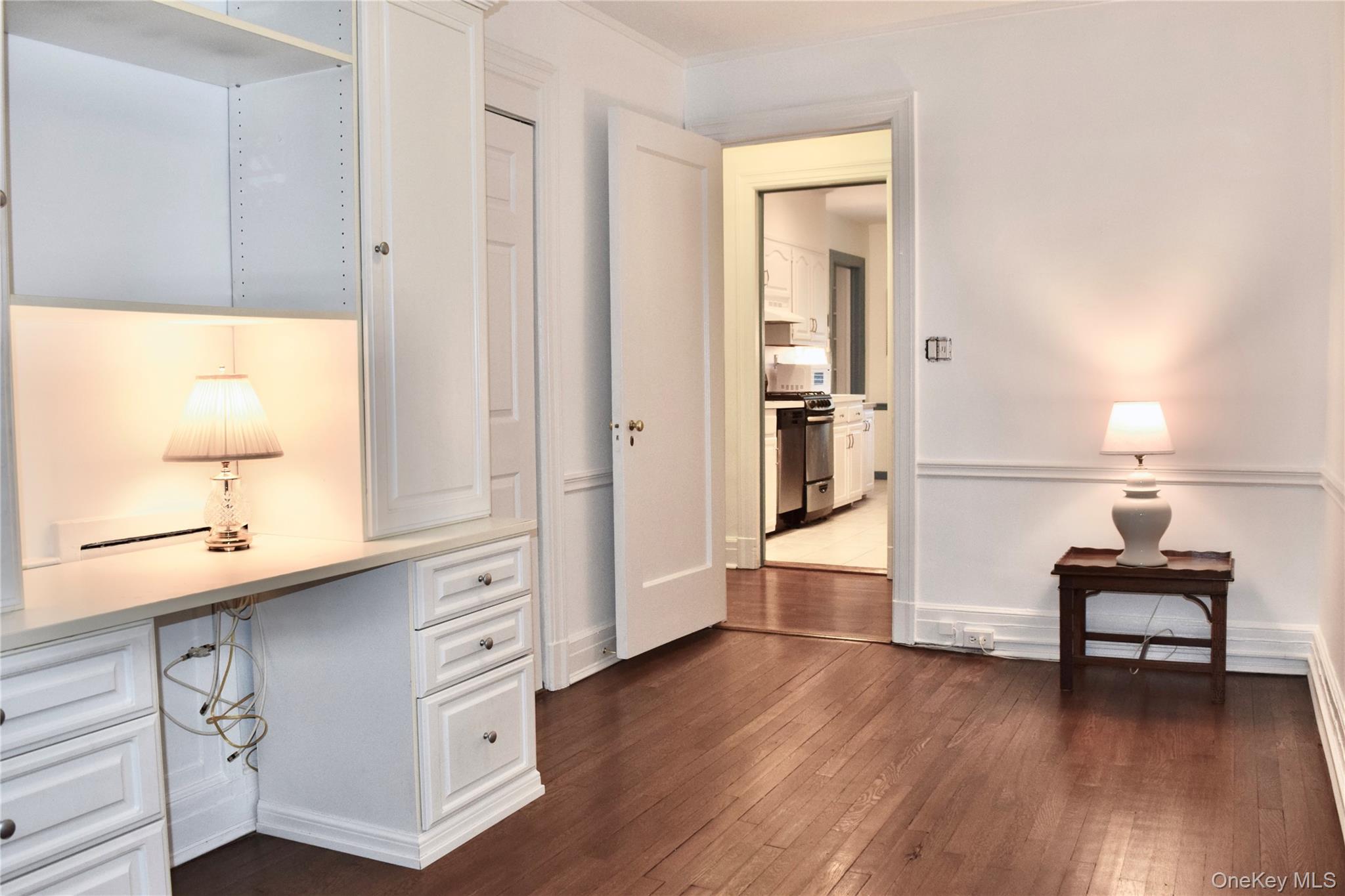 2 Alden Place # 1C, Bronxville, NY 10708