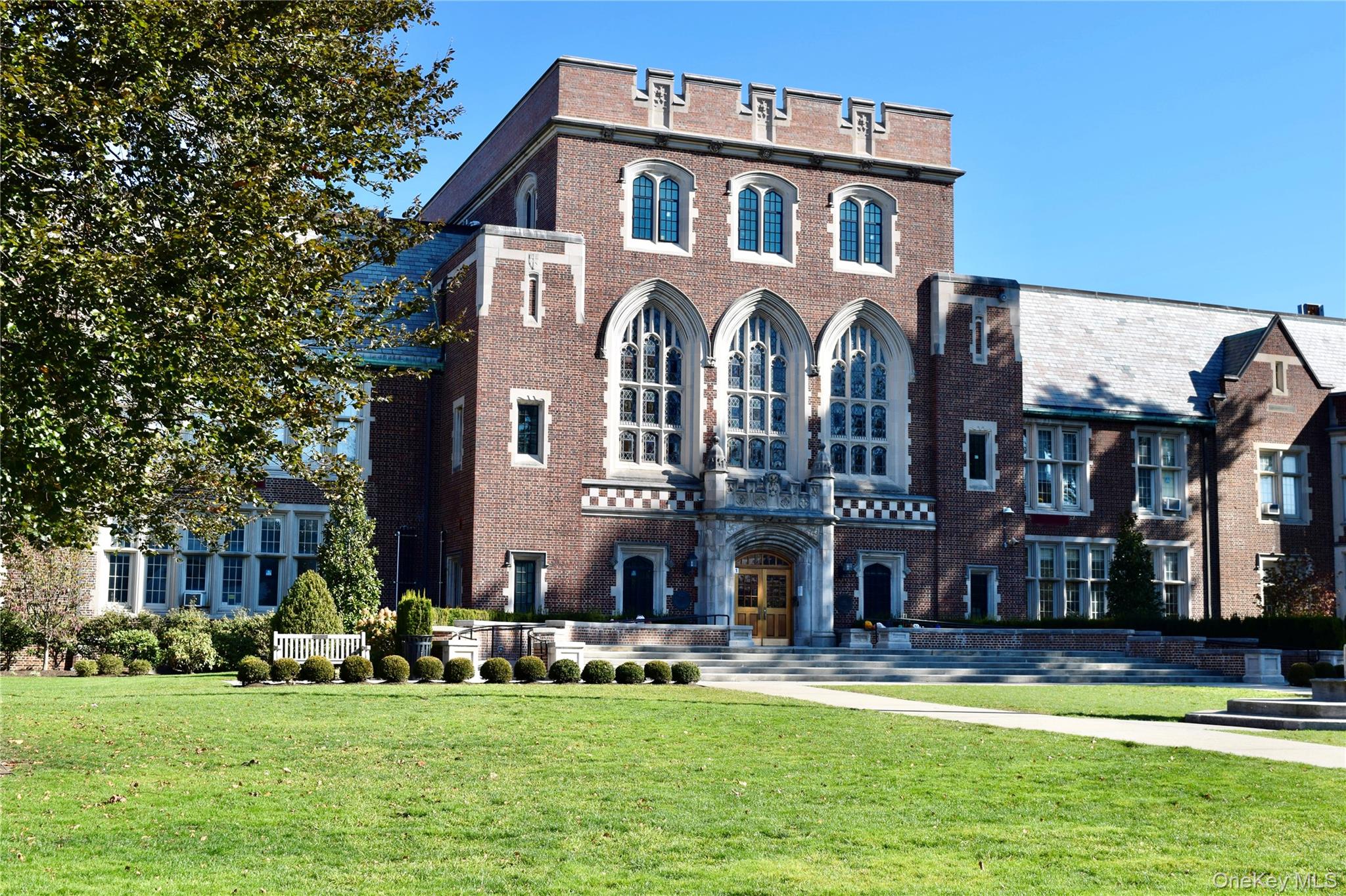 2 Alden Place # 1C, Bronxville, NY 10708