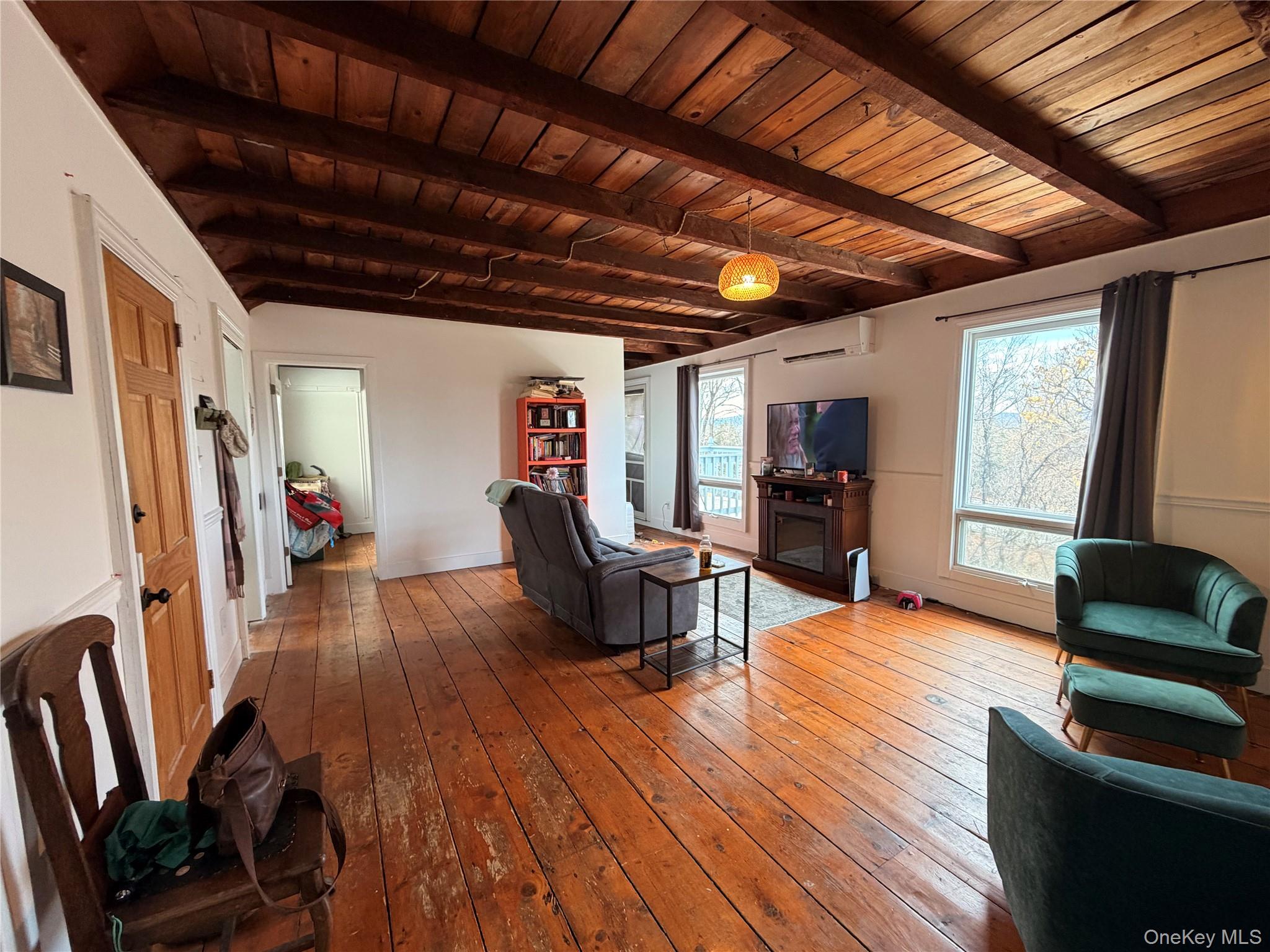 67 Old Albany Post Road # 4, Rhinebeck, NY 12572