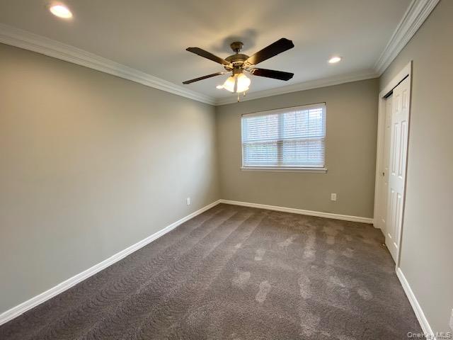 25 Westwood Drive # 15, Westbury, NY 11590