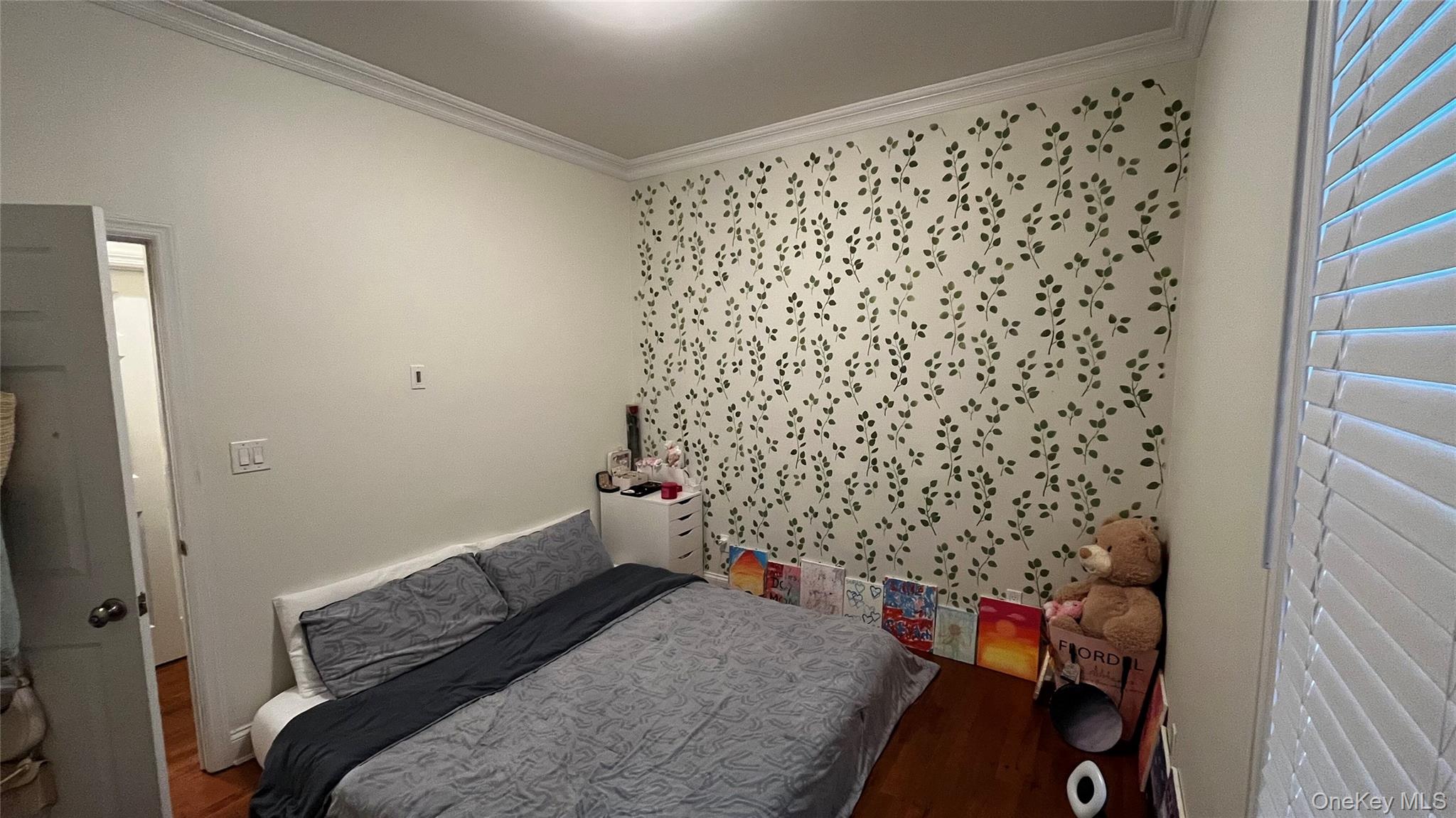 137 W Market Street, Long Beach, NY 11561