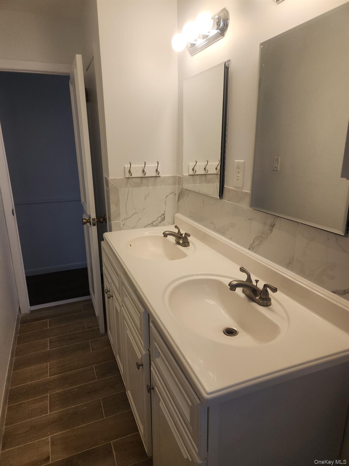 147 Connetquot Road, Oakdale, NY 11769