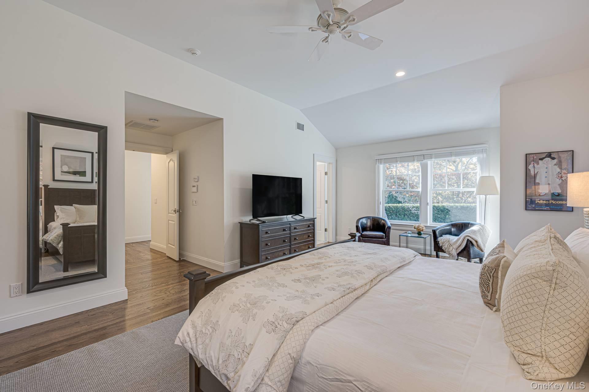 12 Arbutus Road, Quogue, NY 11959