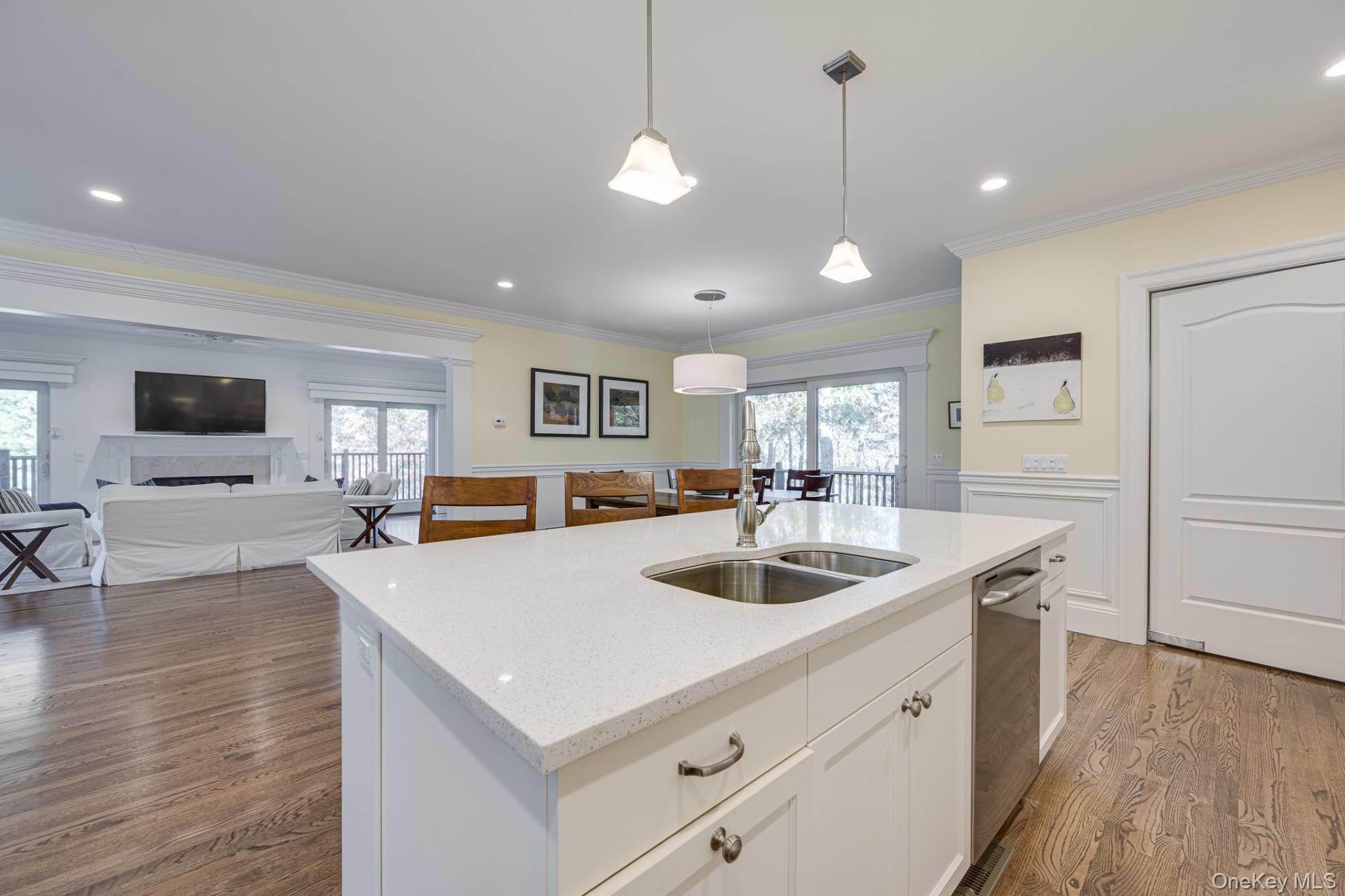 12 Arbutus Road, Quogue, NY 11959