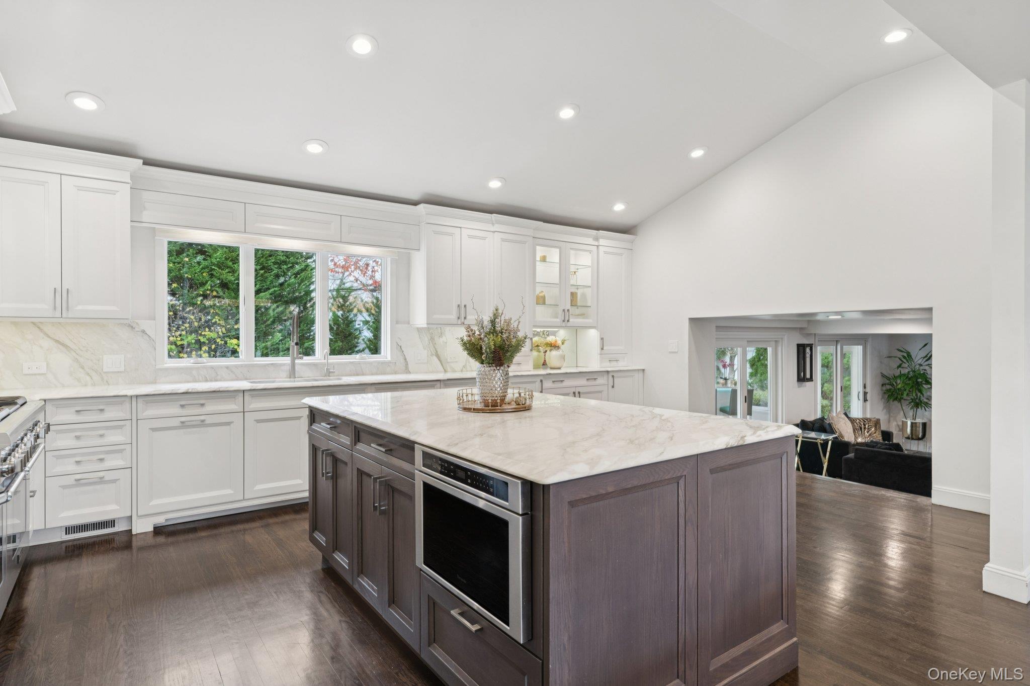 5 Culver Court, Melville, NY 11747