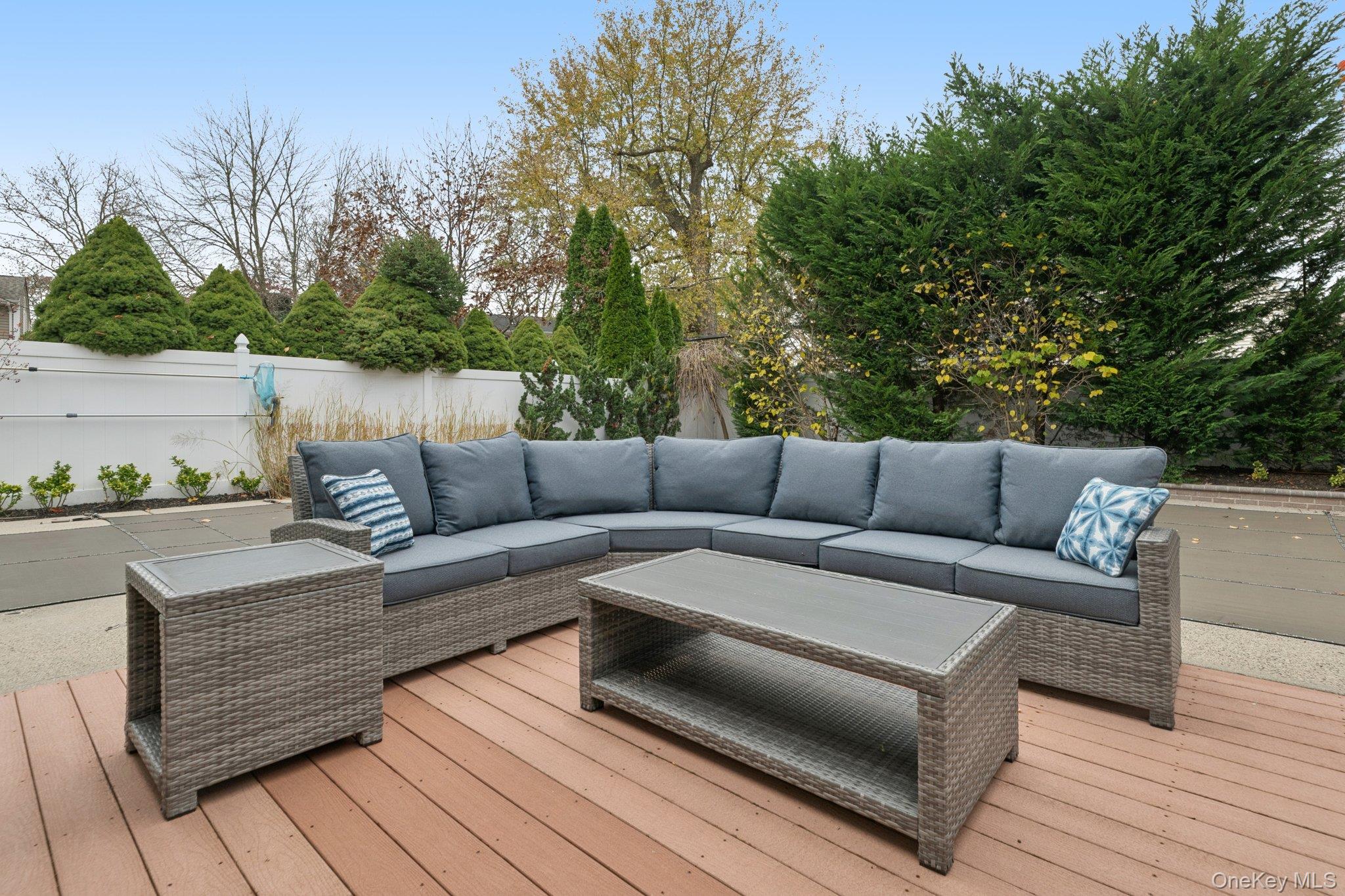 5 Culver Court, Melville, NY 11747