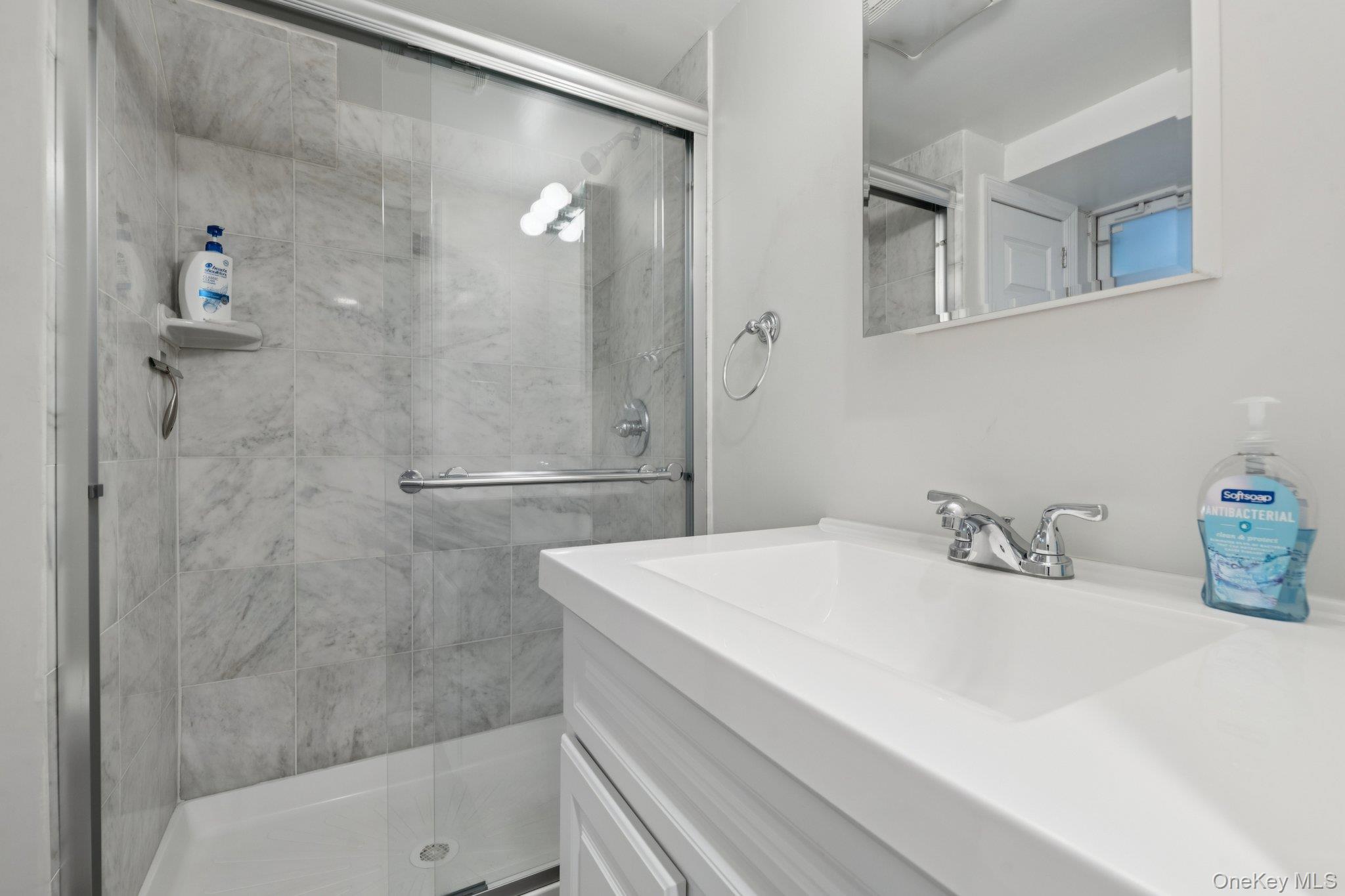 5 Culver Court, Melville, NY 11747