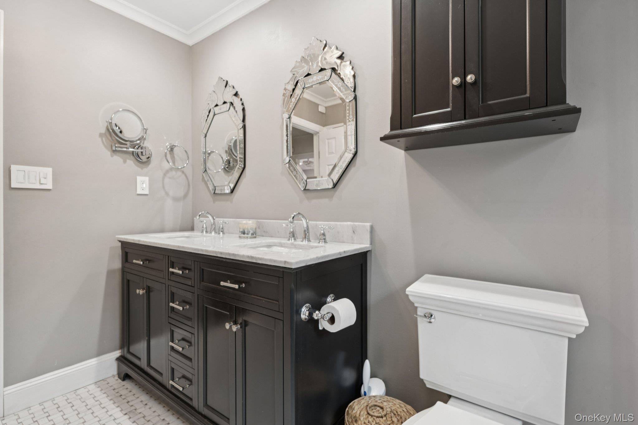 5 Culver Court, Melville, NY 11747