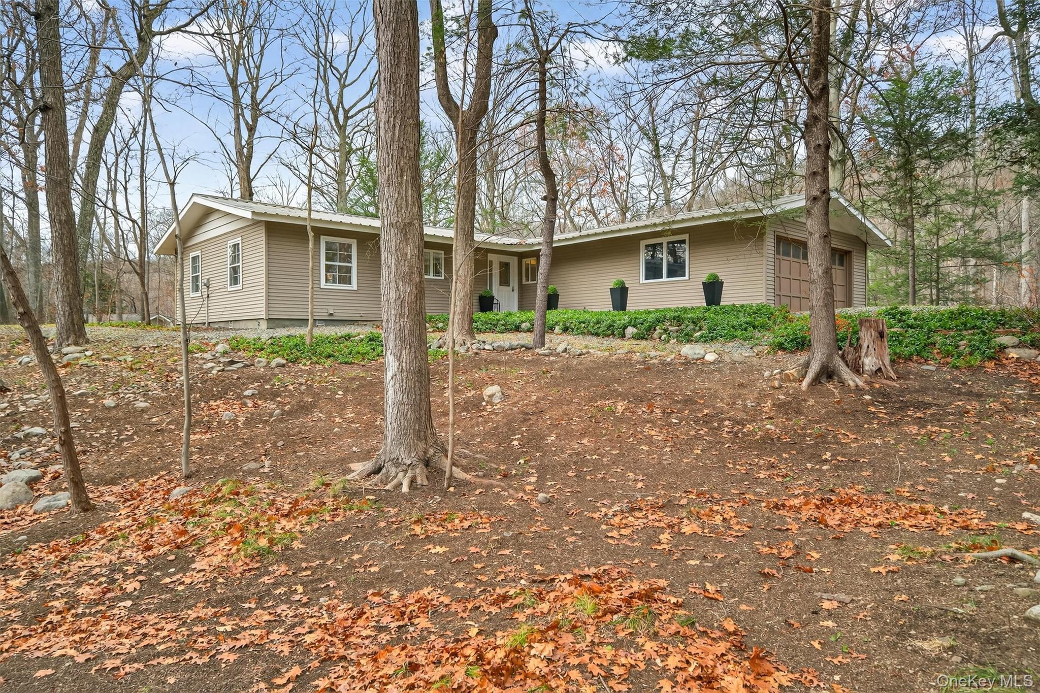 89 Maple Brook Road, Tuxedo Park, NY 10987