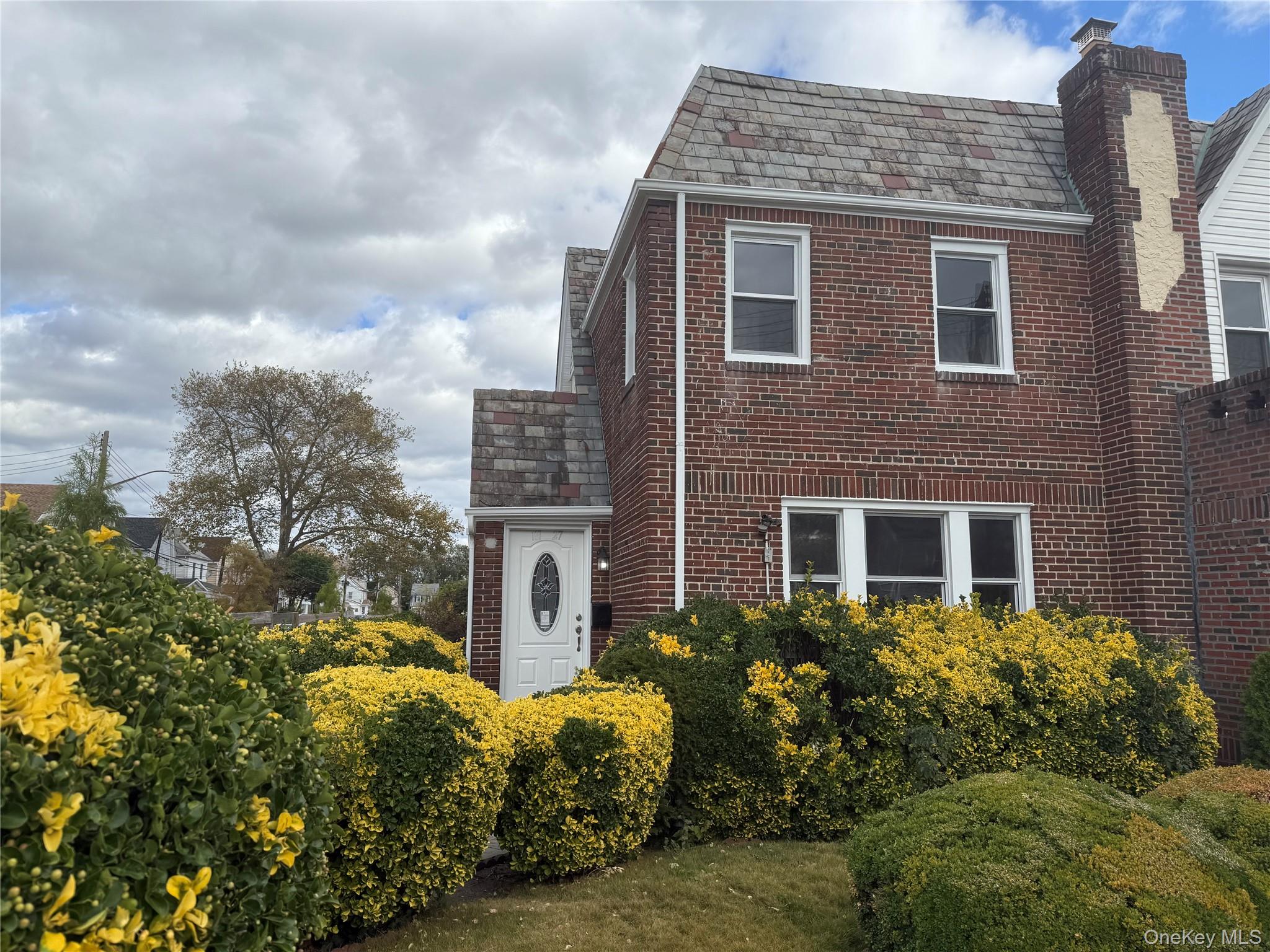 111-27 209th Place, Queens Village, NY 11429