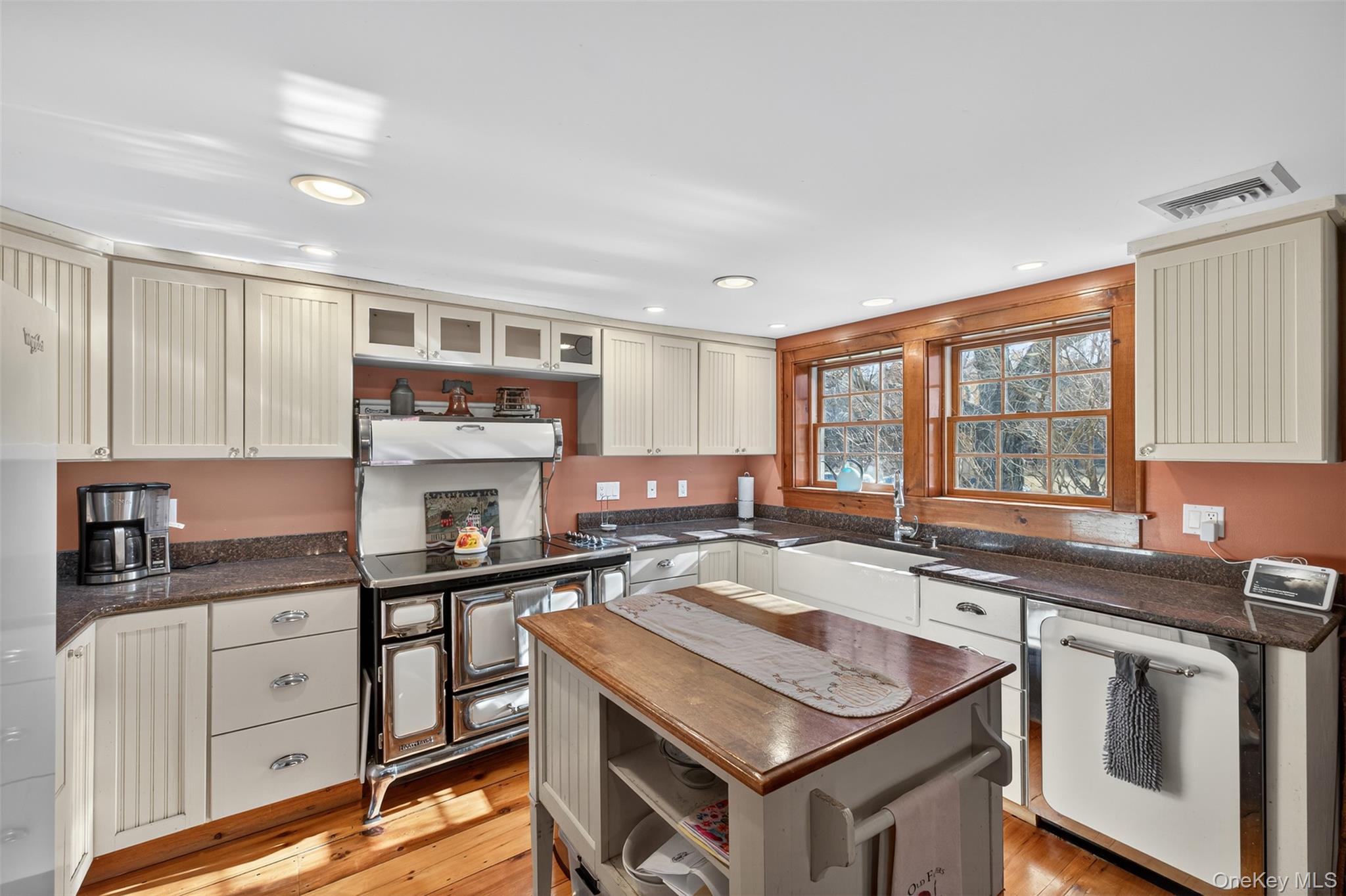 321 Burnt Meadow Road, Gardiner, NY 12525