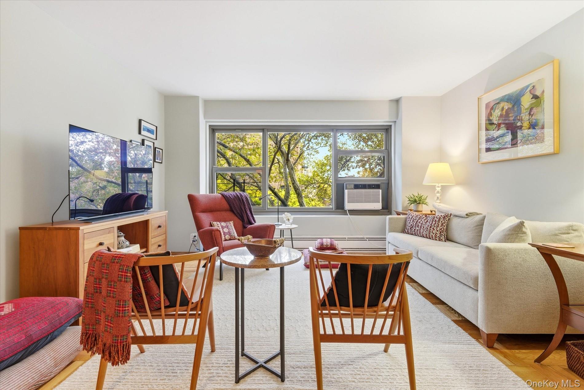 33-54 Crescent Street # 5B, Astoria, NY 11106