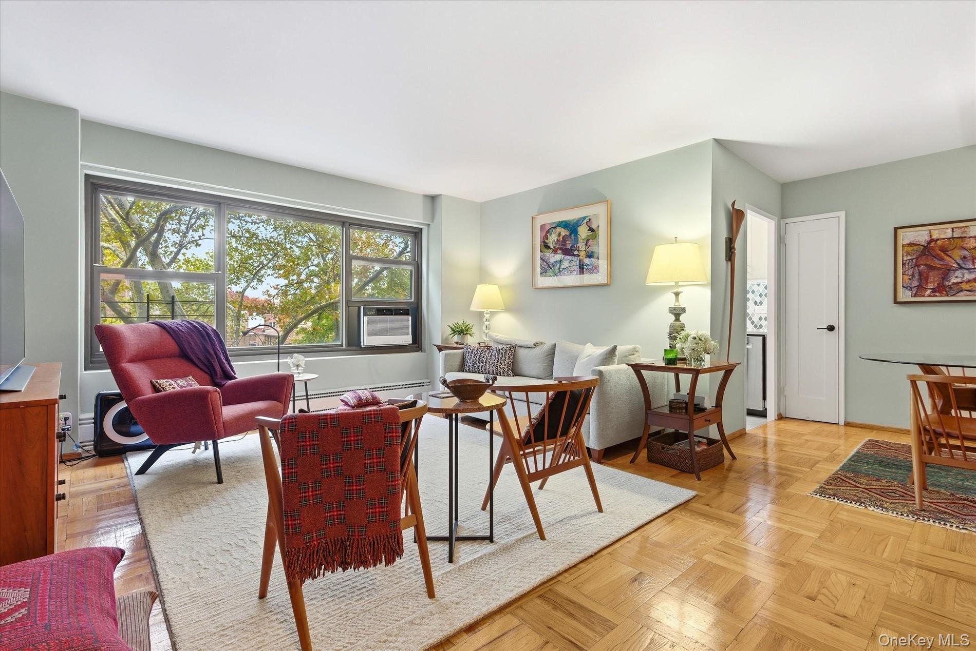 33-54 Crescent Street # 5B, Astoria, NY 11106