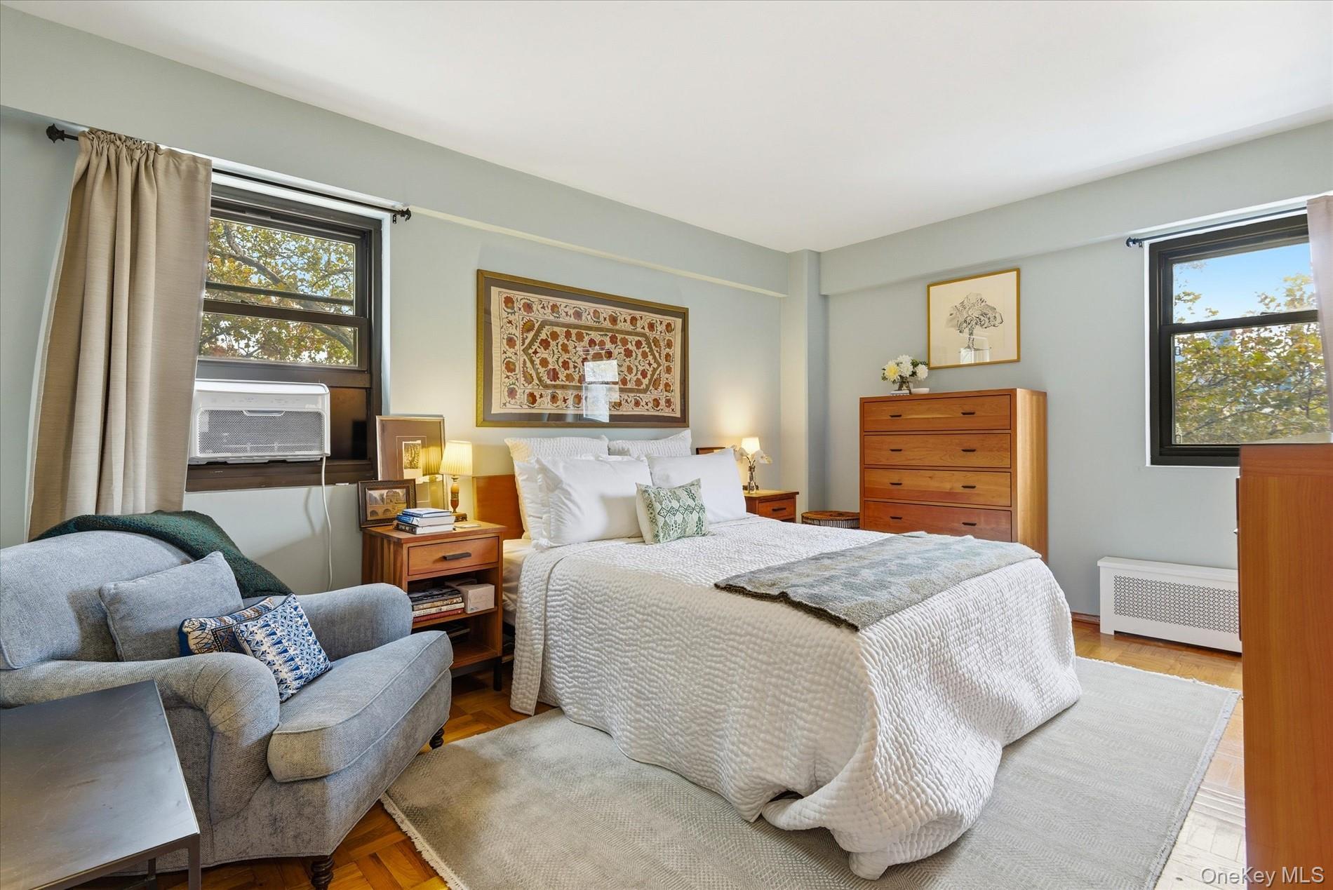 33-54 Crescent Street # 5B, Astoria, NY 11106