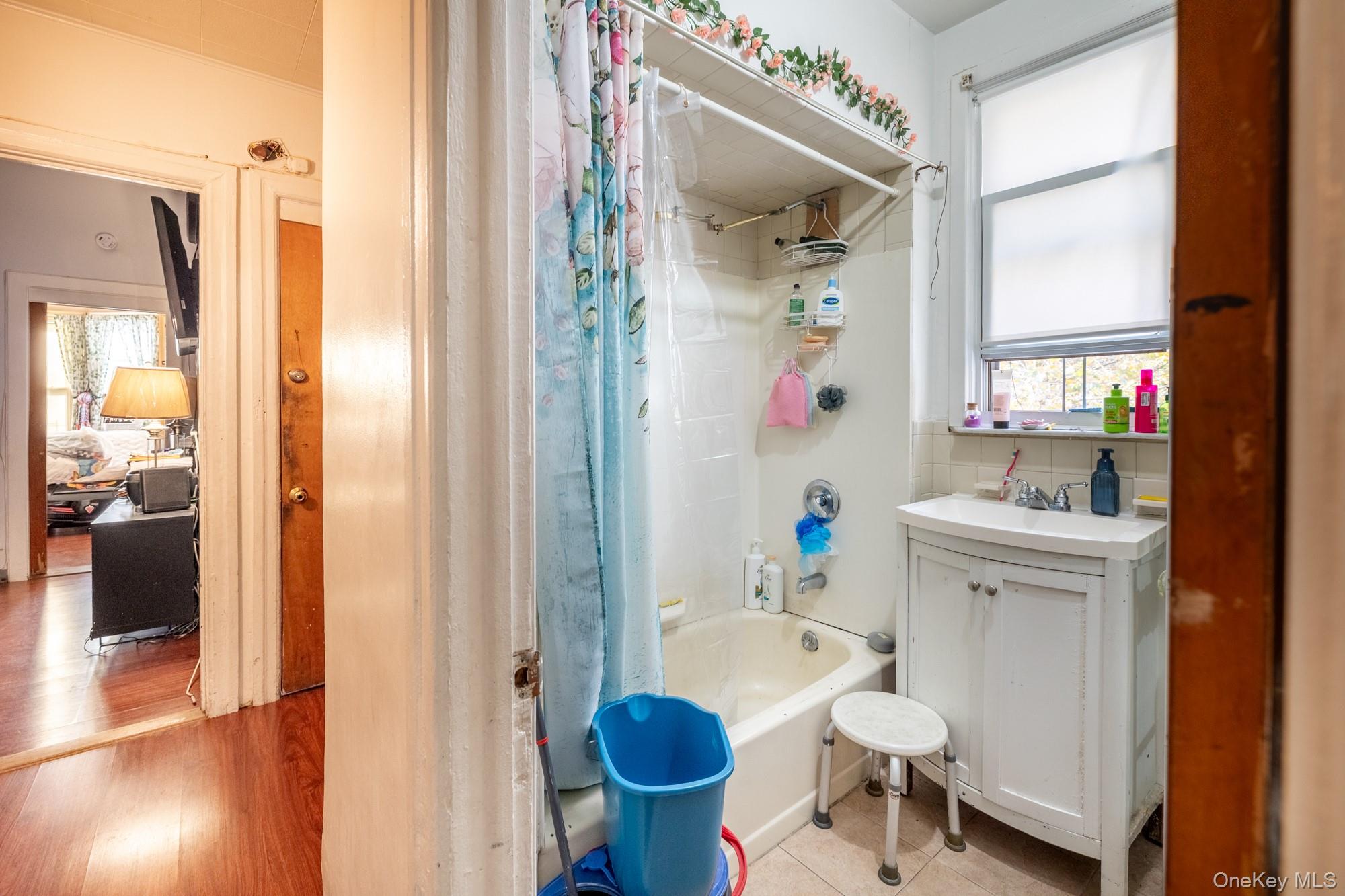 677 Van Nest Avenue, Bronx, NY 10462