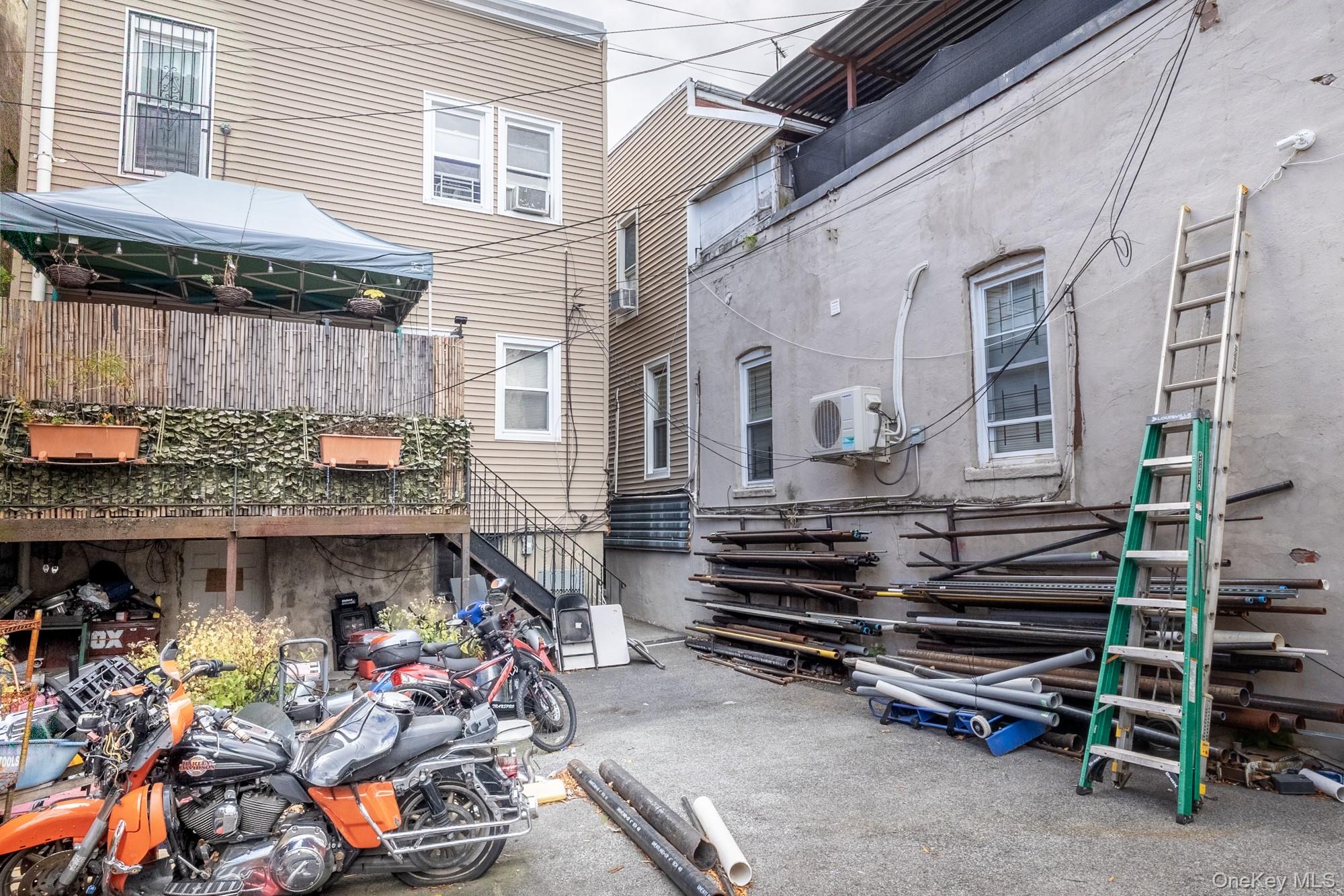 677 Van Nest Avenue, Bronx, NY 10462