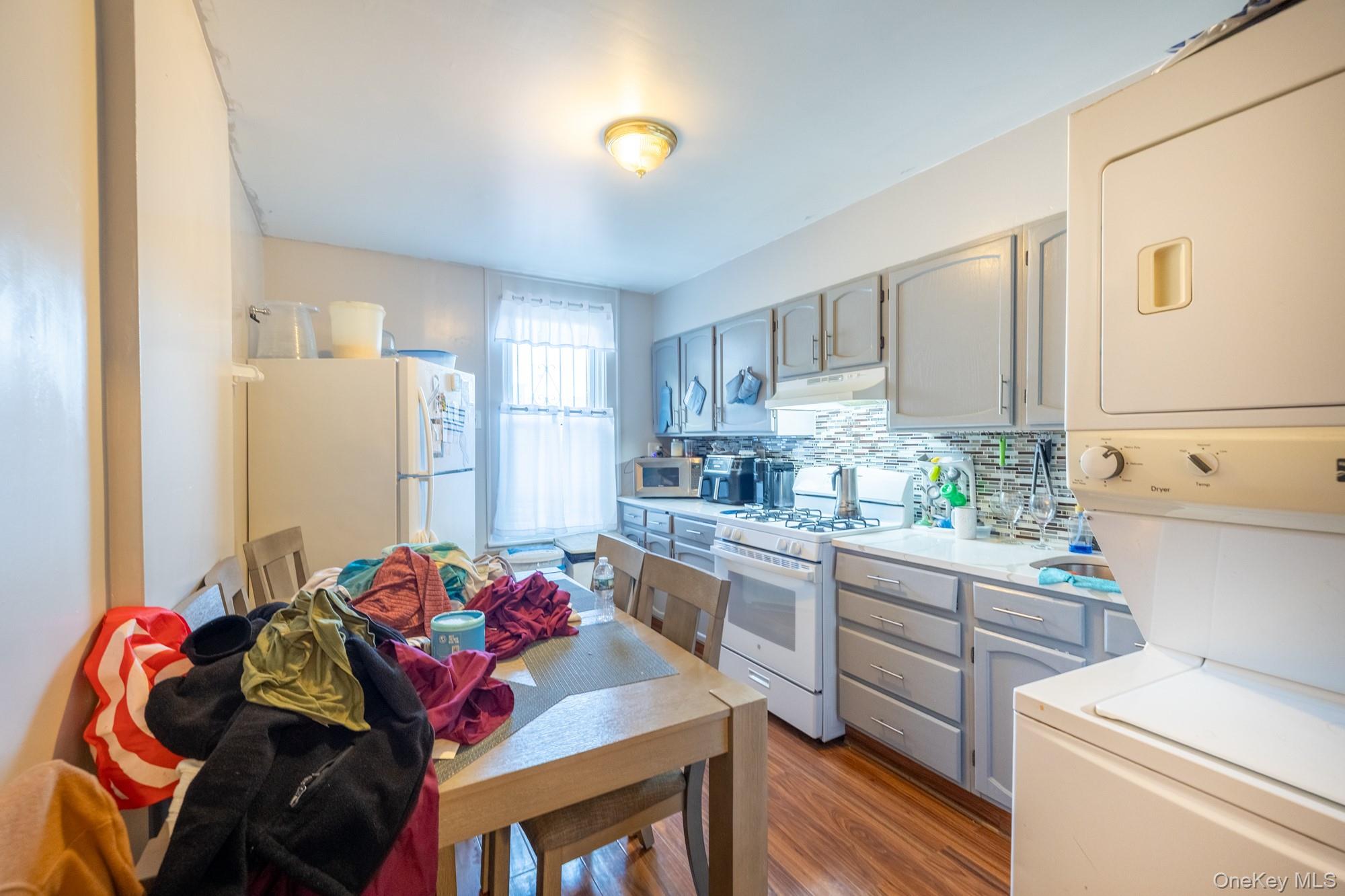 679 Van Nest Avenue, Bronx, NY 10462