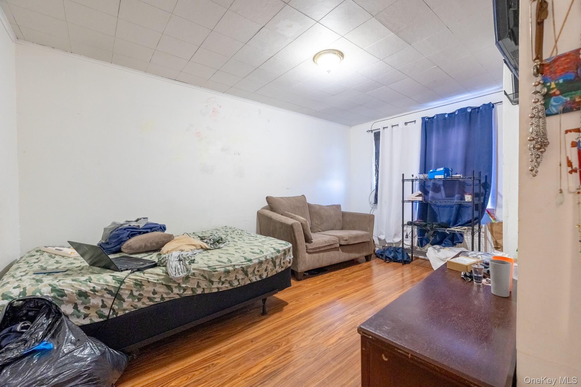 679 Van Nest Avenue, Bronx, NY 10462