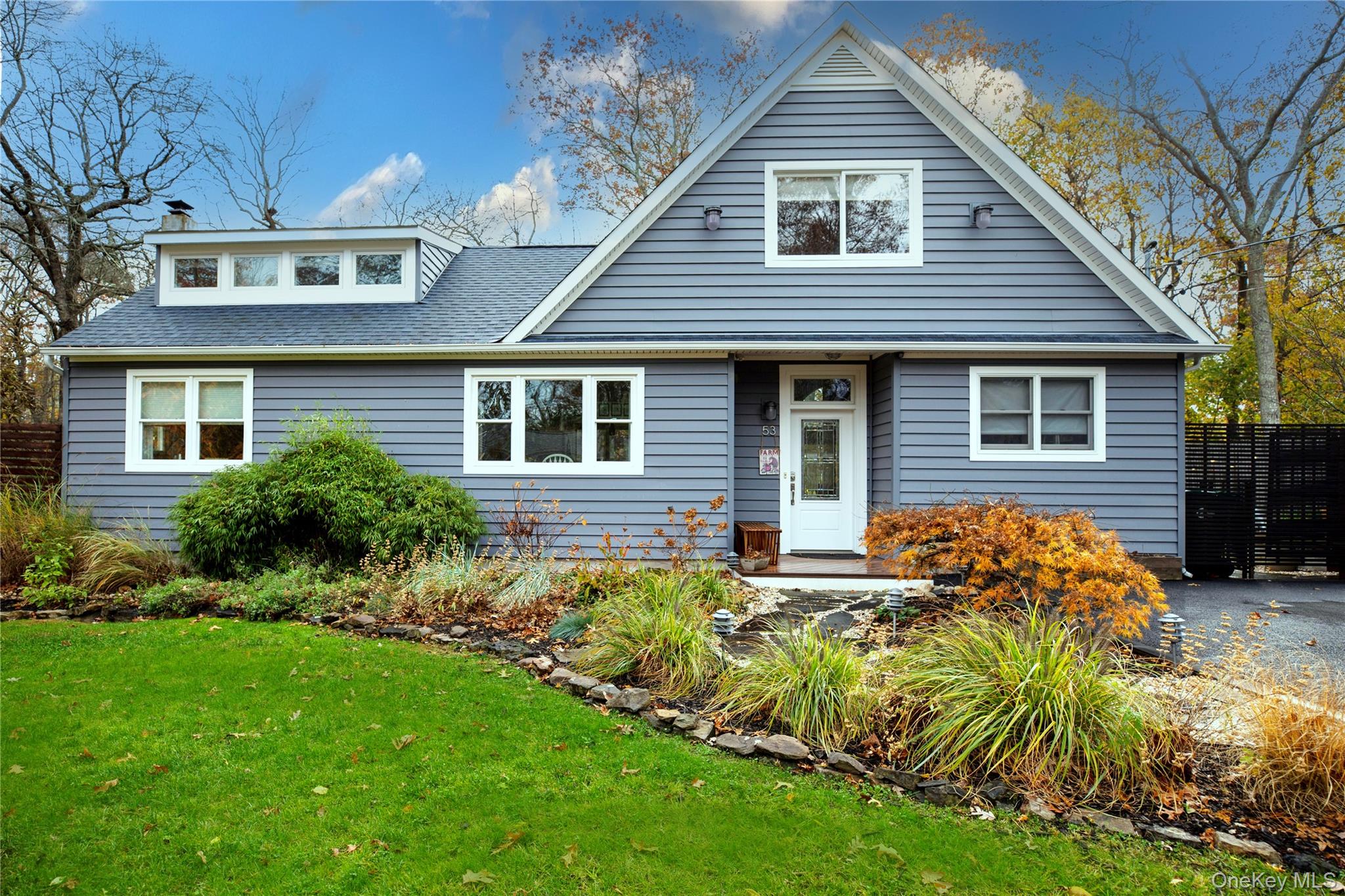 53 Glen Avenue, Flanders, NY 11901