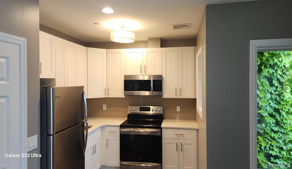 148 E Park Avenue # 2, Long Beach, NY 11561